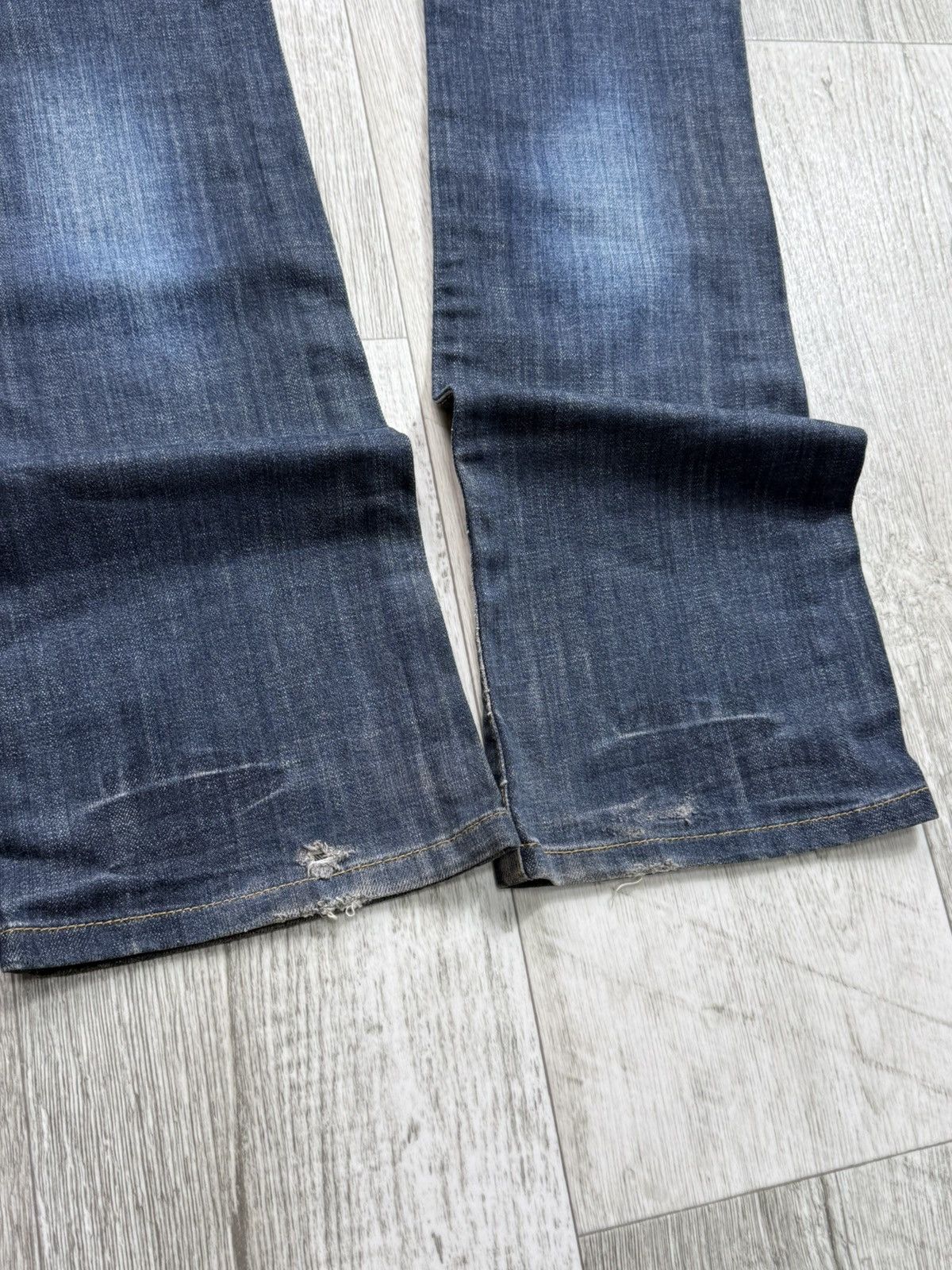Japanese Brand Japanese brand feared jeans Y2K big logo streetwear crazy Size US 27 - 3 Thumbnail