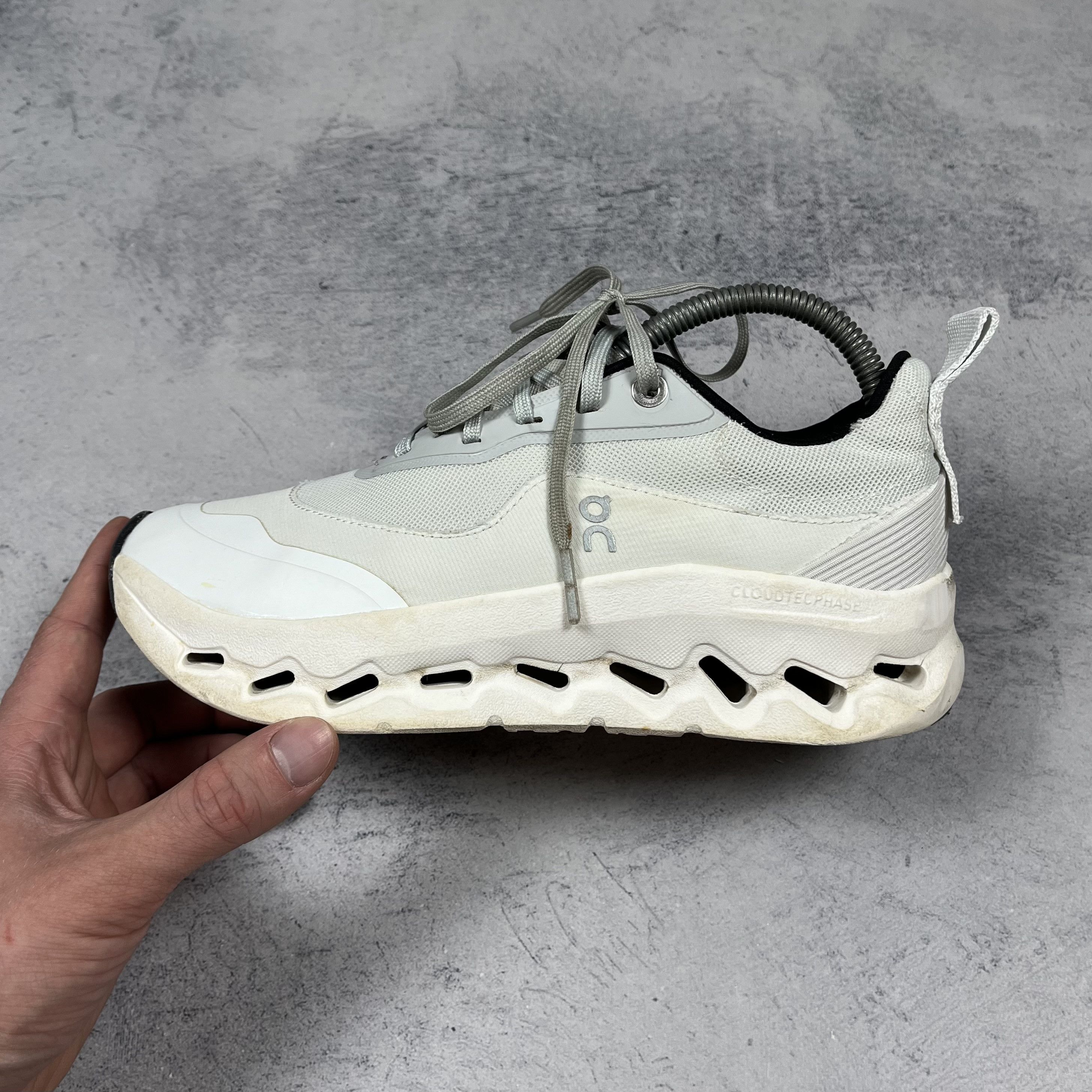 On On Running X Loewe Cloudtlit 2.0 Low Top Sneakers Size US 7 / IT 37 - 9 Thumbnail