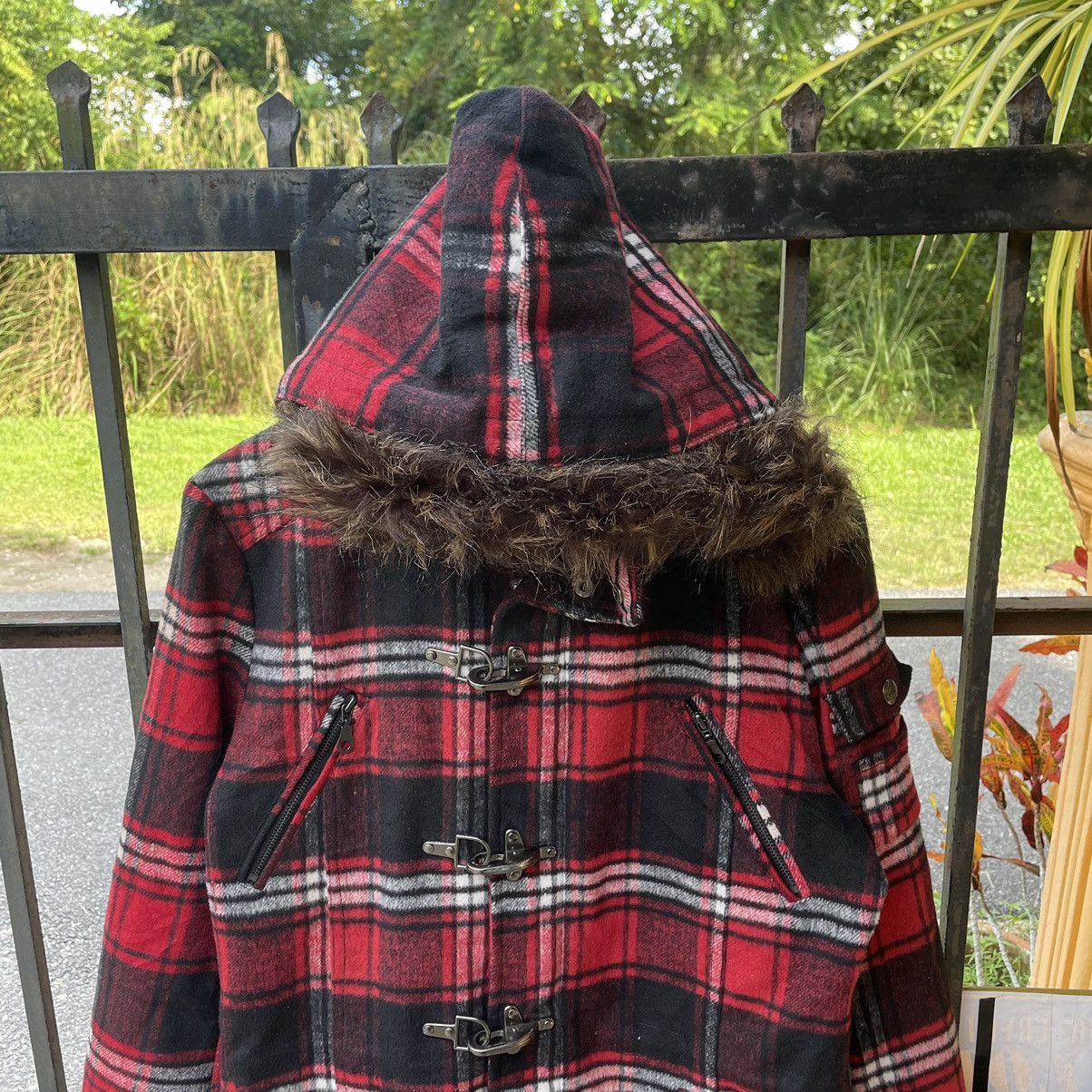 Designer × In The Attic × Japanese Brand 🔥🔥🇯🇵In The Attic Red Tartan Hooded Sherpa Duffel Wool Jacket Size US M / EU 48-50 / 2 - 3 Thumbnail