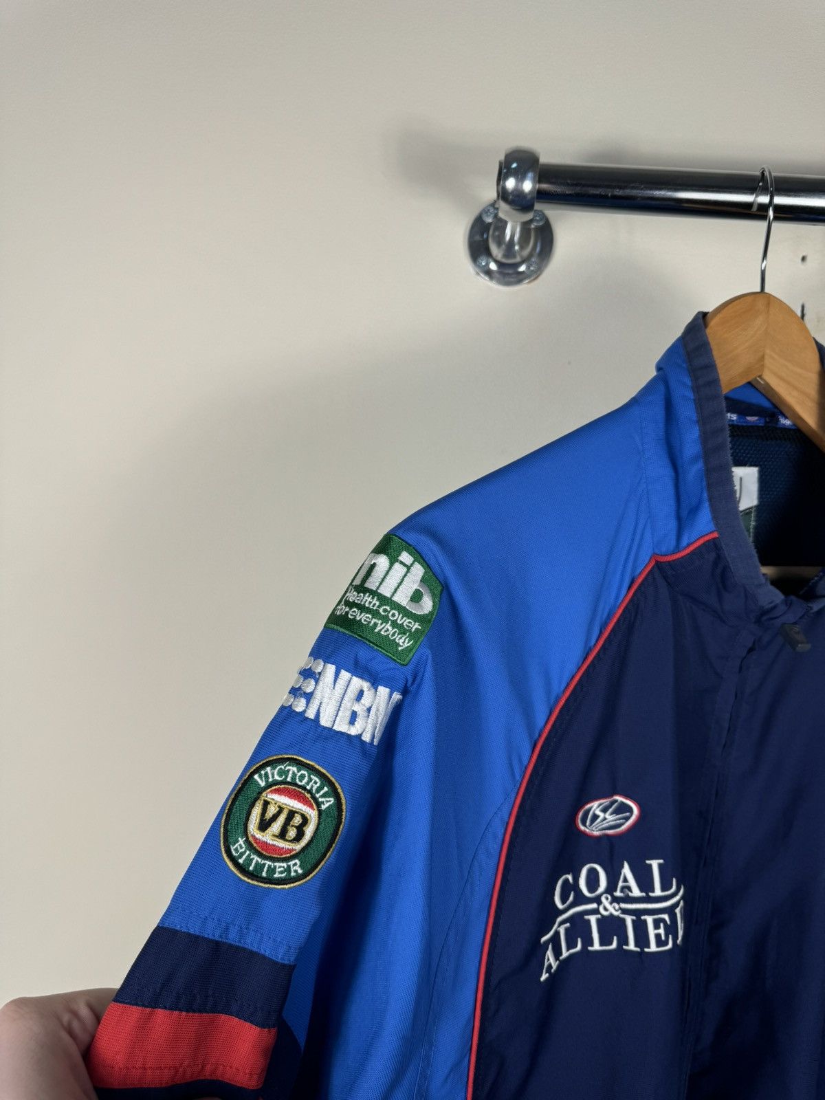 Vintage Vintage Newcastle Knights NRL Rugby 2004 Zip Track Jacket Size US L / EU 52-54 / 3 - 3 Thumbnail