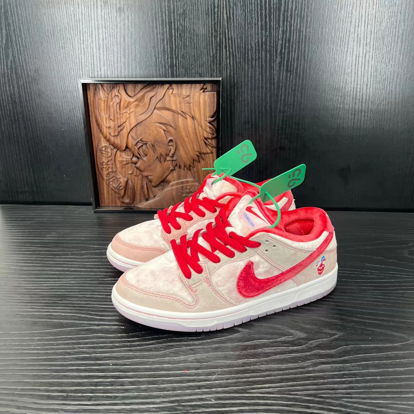 Nike Nike Dunk SB Low Pro Valentines 38 99 New Box & Accs Size US 7.5 / IT 37.5 - 1 Thumbnail