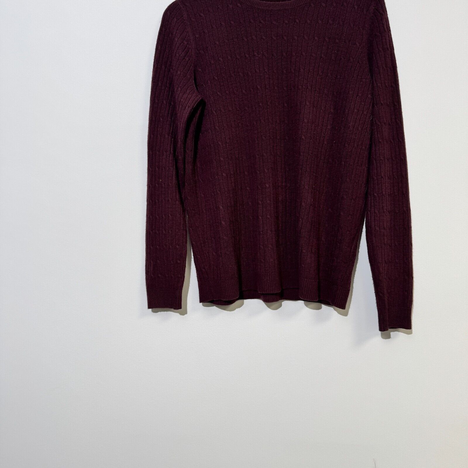 Vintage Vintage Unisex Burgundy Acrylic Cableknit Sweater Size M Size US M / EU 48-50 / 2 - 3 Thumbnail