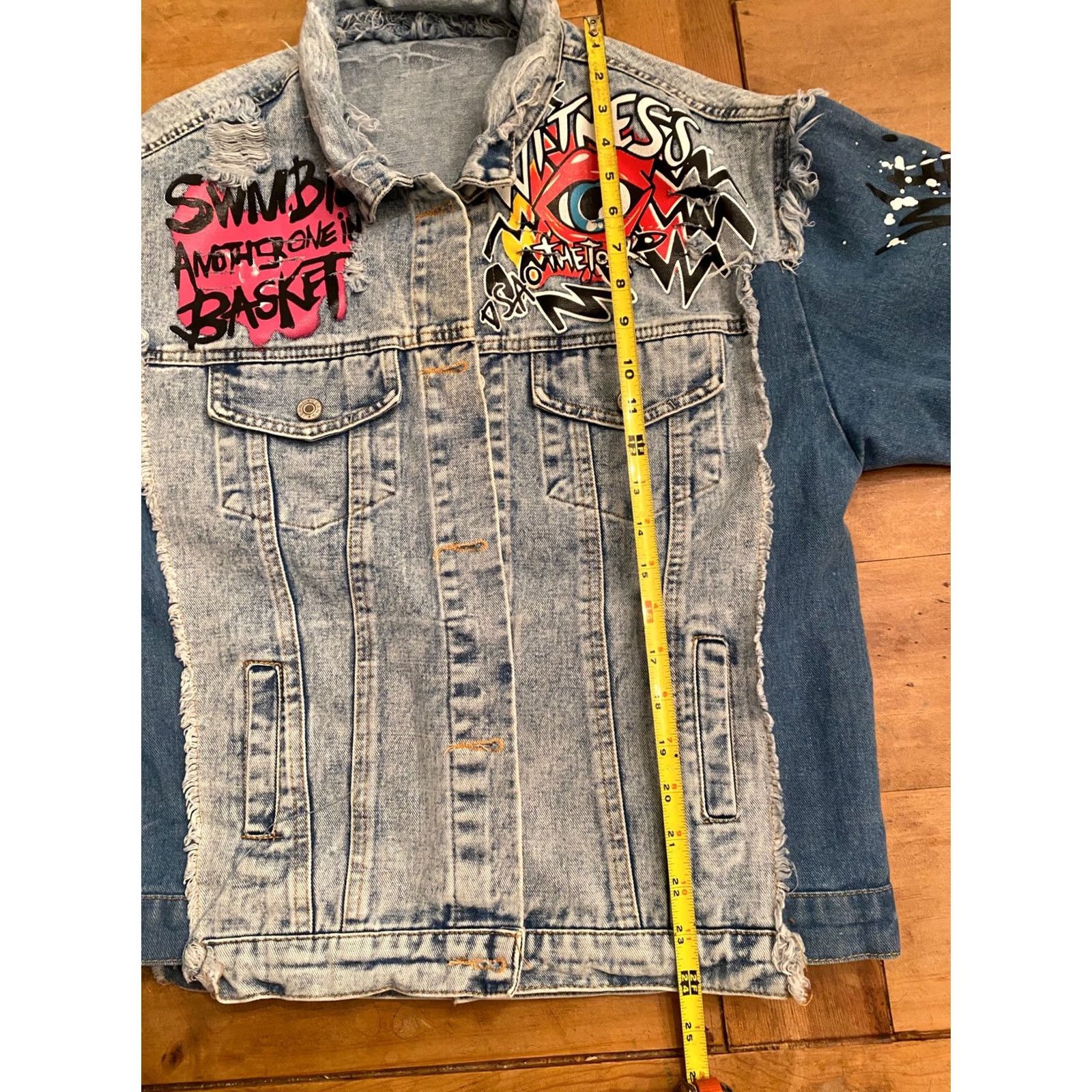 Denime VINTAGE Custom Hard Rock Cafe Bad Girl Vog Paris Catwoman Denim Jean Jacket L Blue Two Tone Women Mens? Size 36" / US 14 / IT 50 - 7 Thumbnail