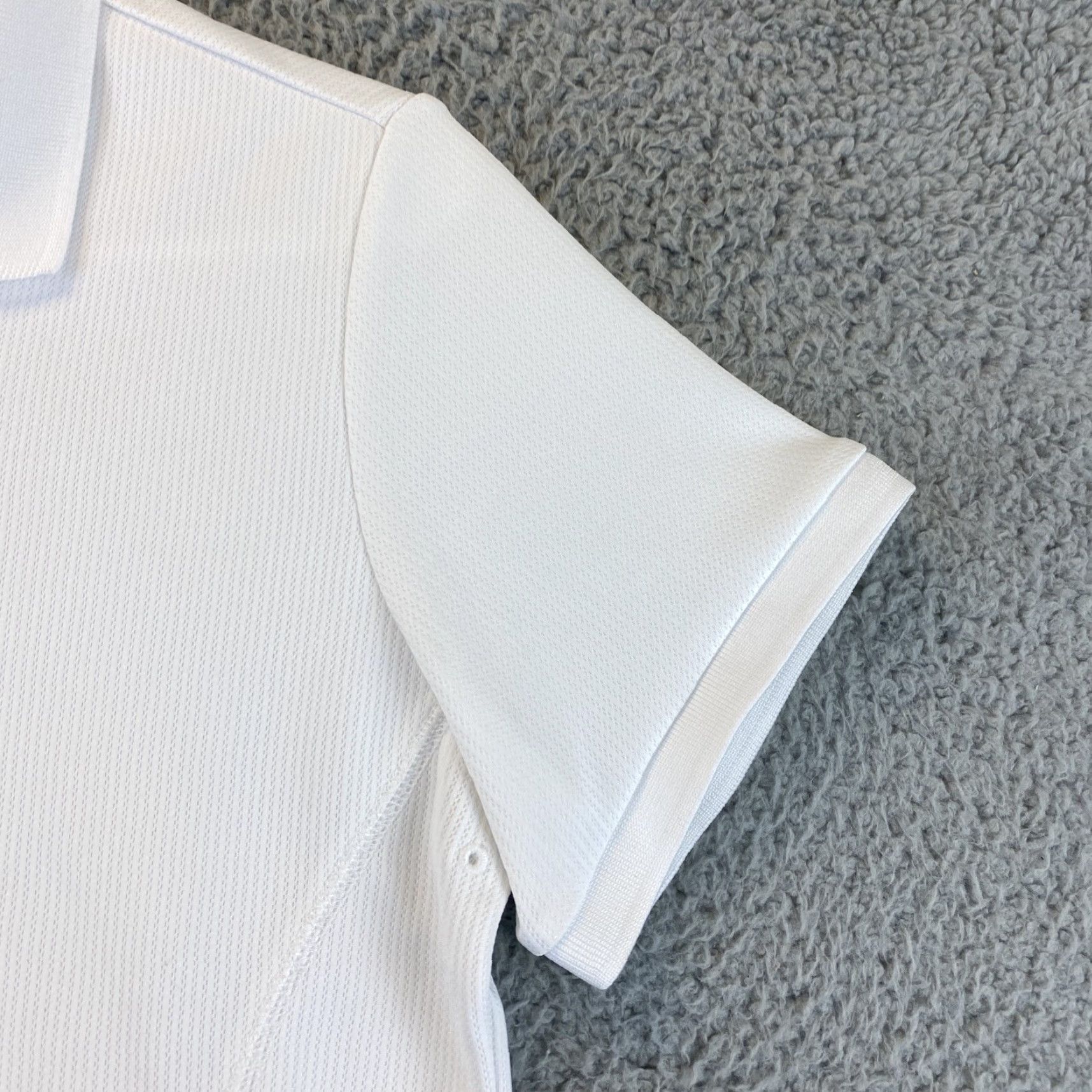 Vintage Columbia Polo Shirt Women’s XS White Golf 57-3 Size XS / US 0-2 / IT 36-38 - 3 Thumbnail