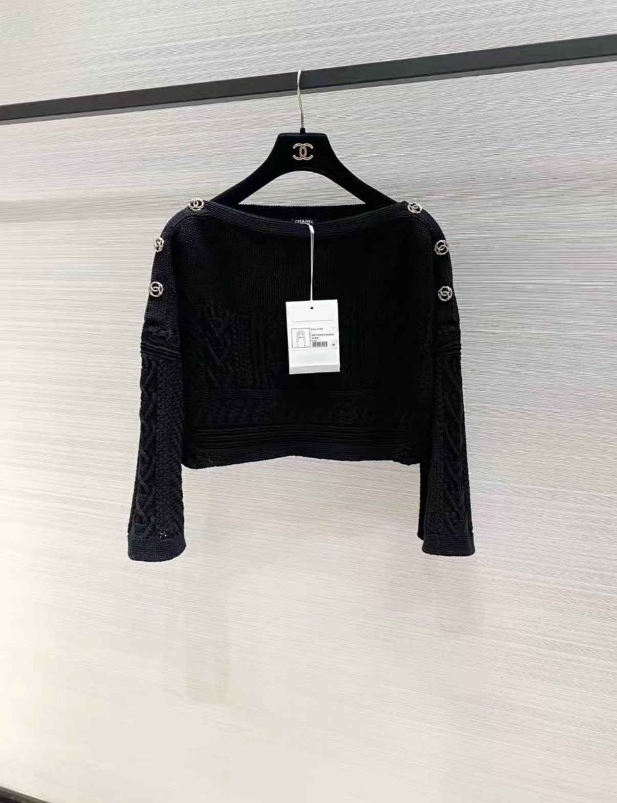 Chanel Chanel Classic Black Off-the-Shoulder Knit Top J33 Size XS / US 0-2 / IT 36-38 - 1 Thumbnail