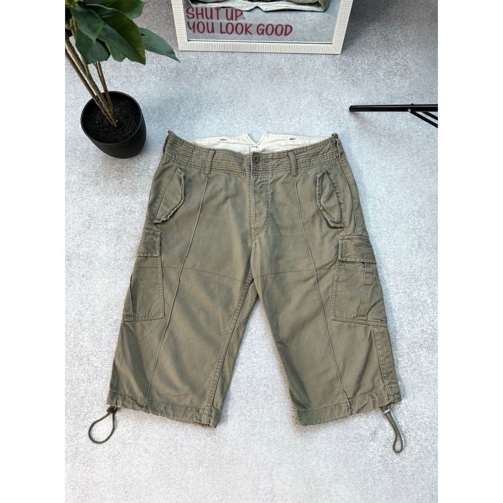 Diesel VINTAGE Diesel Cargo Shorts Military Army Khaki Men Size 31 Regular 31 Khaki Diesel Cargo Shorts 90s Streetwear Mens Size US 31 - 2 Thumbnail
