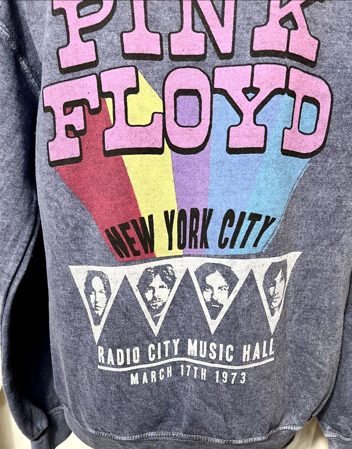 Vintage Pink Floyd NYC Radio City Music Hall 1973 Women’s Sweatshirt Size S / US 4 / IT 40 - 2 Thumbnail