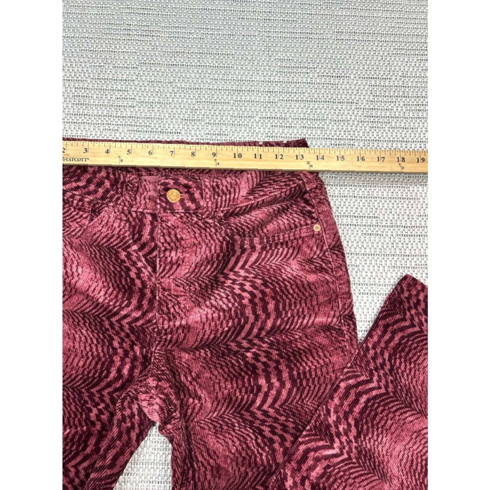 Anthropologie Anthropologie Pants Womens 27 Yaya Mid Rise Crop Flare Burgundy Red Corduroy Size 27" / US 4 / IT 40 - 6 Thumbnail