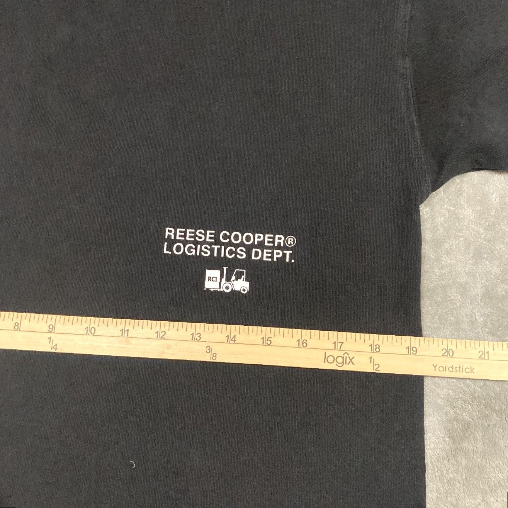 Reese Cooper Reese Cooper T Shirt Mens Medium Black Logistics Dept Short Sleeve Crewneck Size US M / EU 48-50 / 2 - 6 Thumbnail
