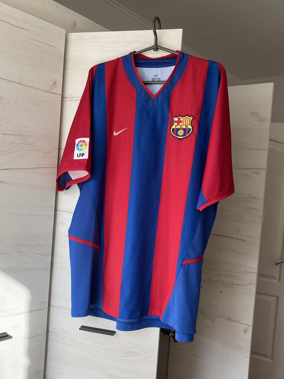 Nike Barcelona Nike Home Jersey XL Blaugrana Stripes 2000s Size US XL / EU 56 / 4 - 1 Thumbnail
