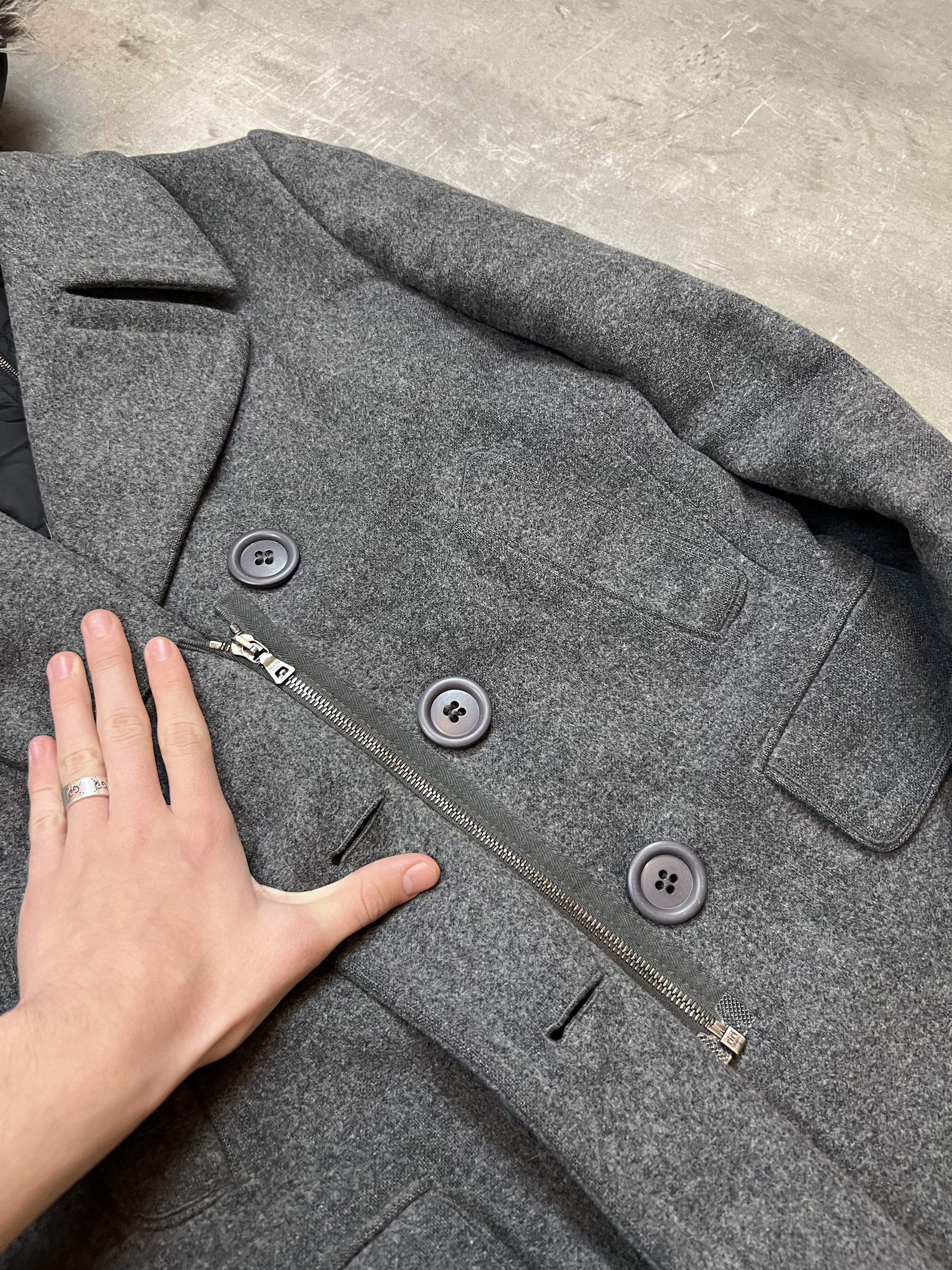 Prada prada womens coat size M Size M / US 6-8 / IT 42-44 - 4 Thumbnail