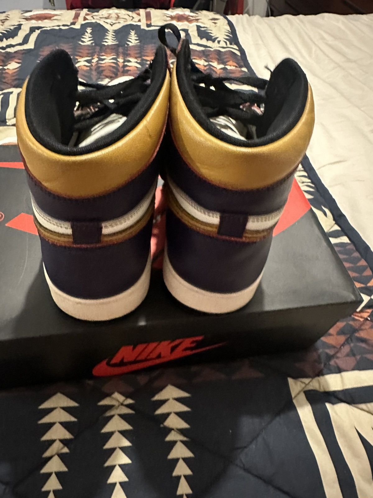Jordan Brand Jordan 1 Sb LA to CHI Size US 12 / EU 45 - 4 Thumbnail