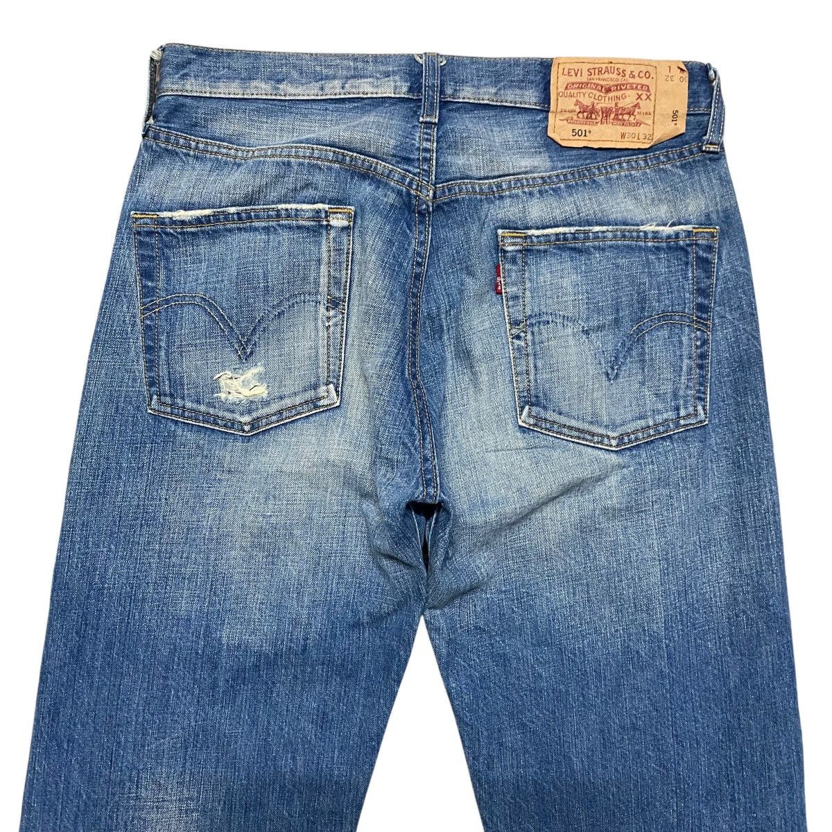 Levi's Vintage Levis 501 Thrashed Jeans Size US 31 - 11 Thumbnail