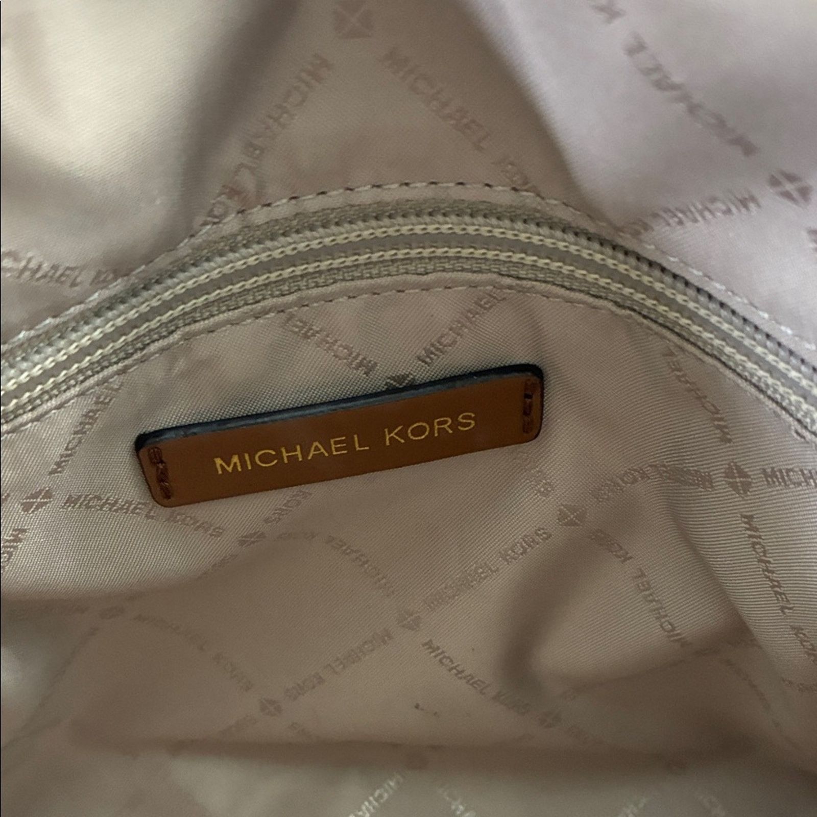 Michael Kors Michael Kors Brown and Tan Messenger Crossbody Size ONE SIZE - 3 Thumbnail