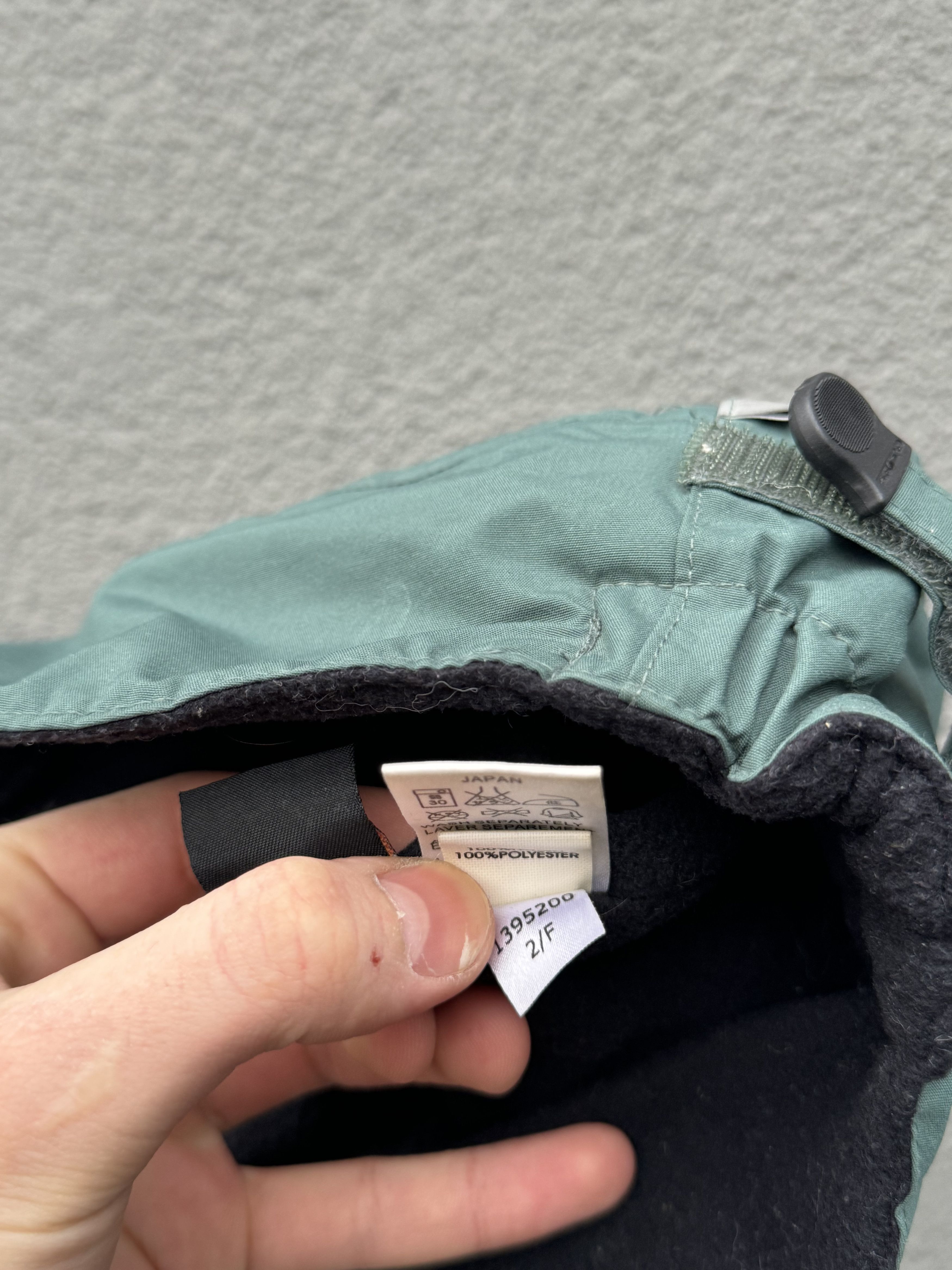 Vintage Vintage LOWE ALPINE Tracking Fleece Cap Green Size ONE SIZE - 11 Thumbnail