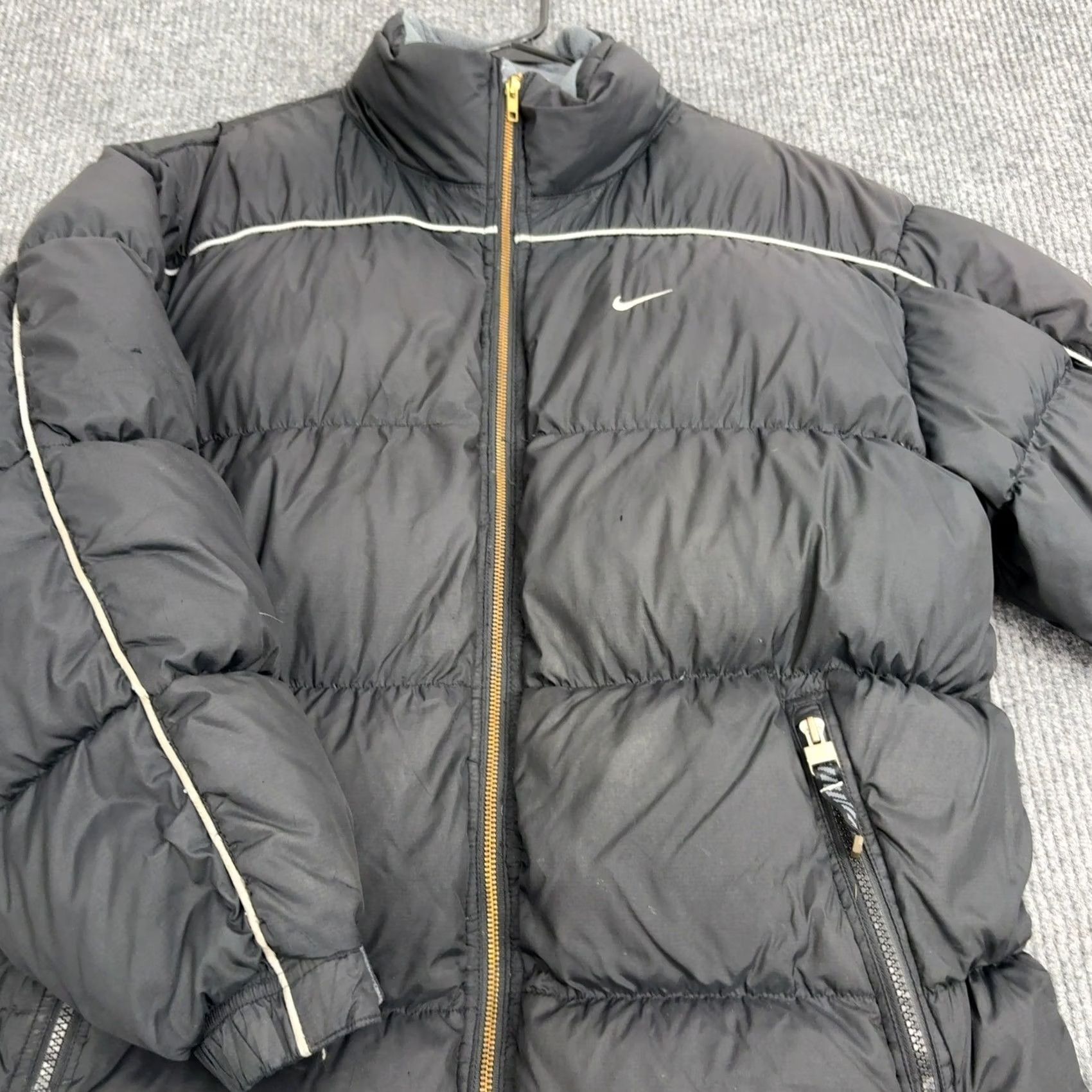 Nike VINTAGE Nike Puffer Jacket Men L Black Down Full Zip Mock Neck Gorpcore Regular Size US L / EU 52-54 / 3 - 3 Thumbnail