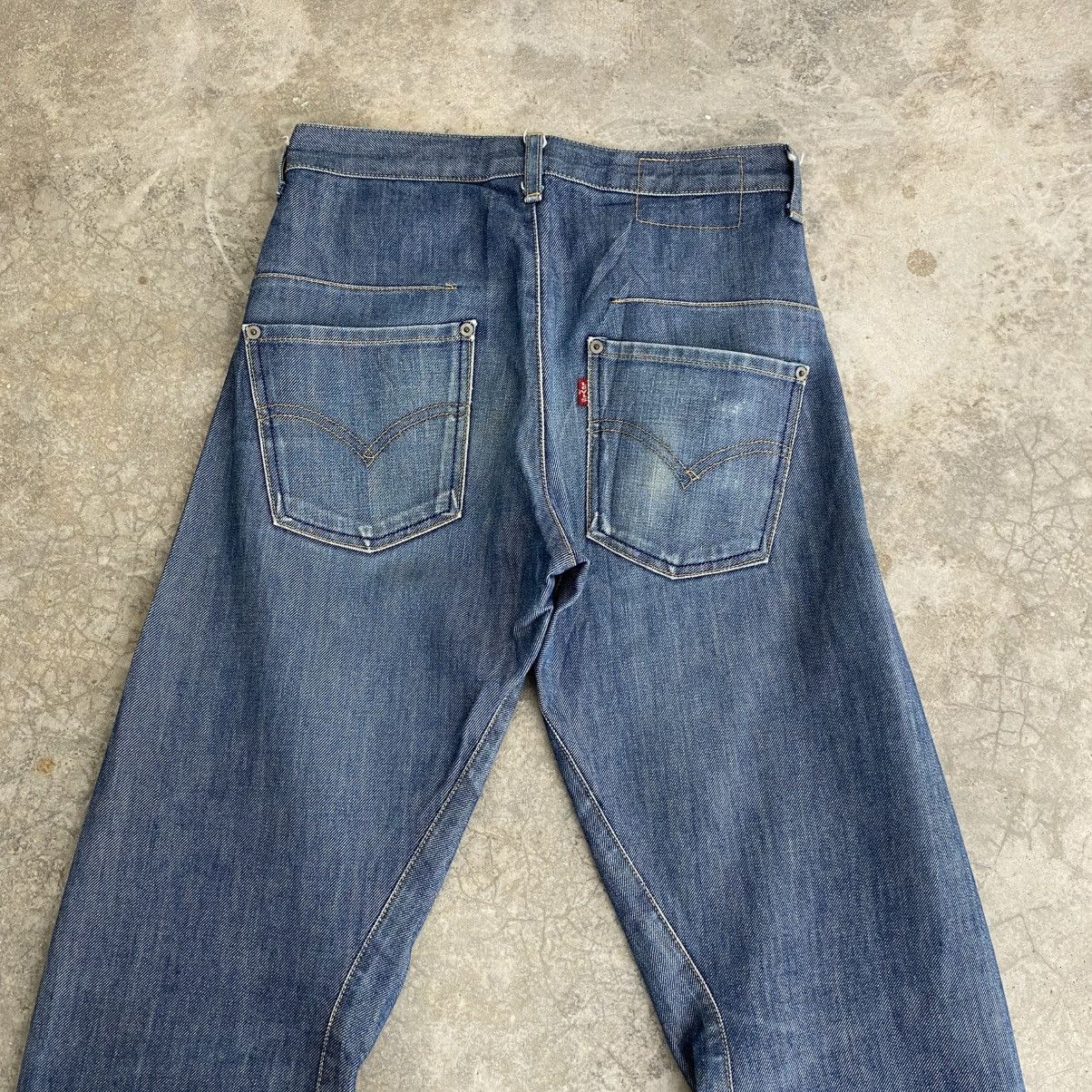 Levi's Vintage Levis Engineered Twisted Leg Regular Denim Jeans Size US 29 - 9 Thumbnail