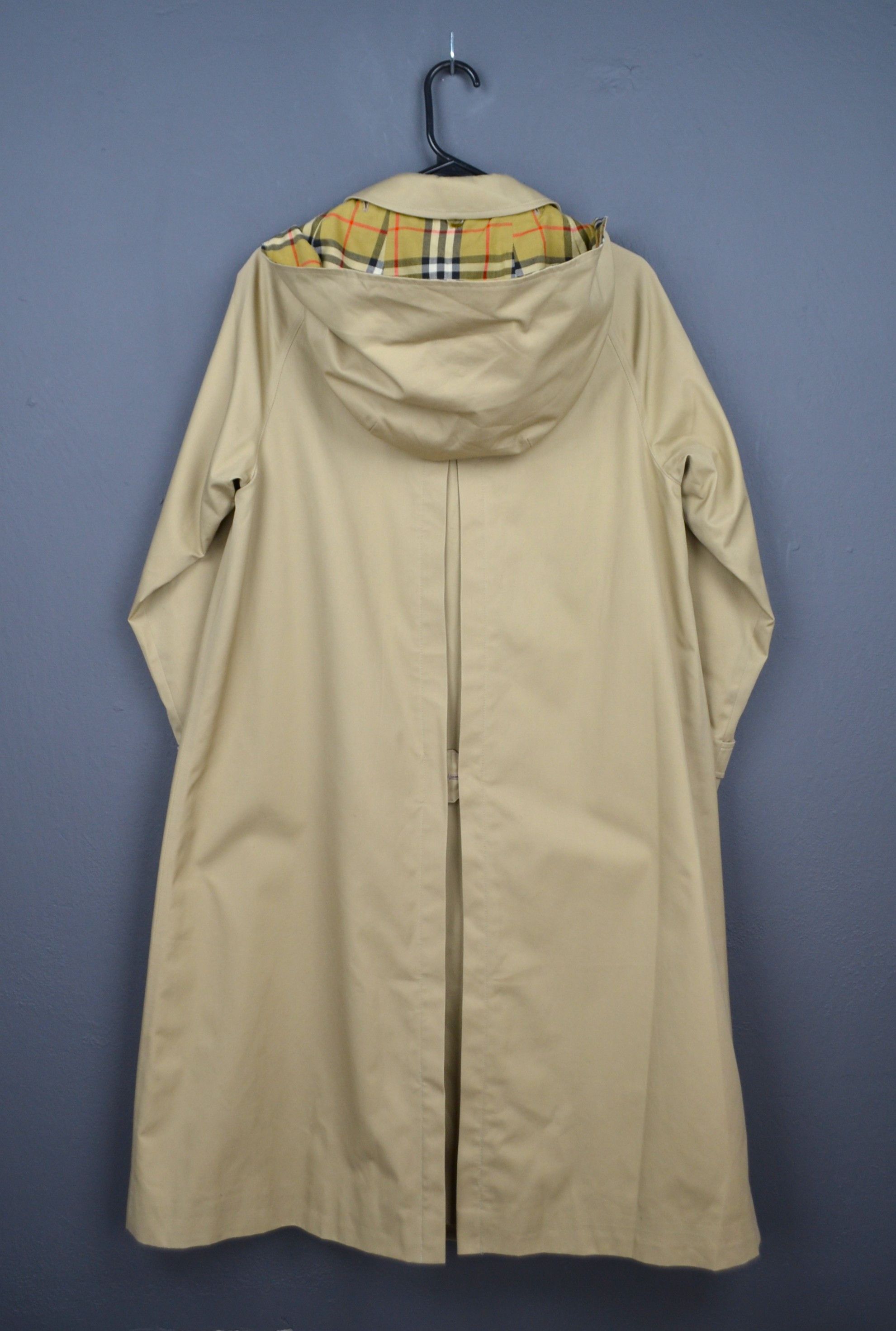 Burberry Burberry's Vintage Hooded Trenchcoat Coat Beige 10 XL Size L / US 10 / IT 46 - 3 Thumbnail