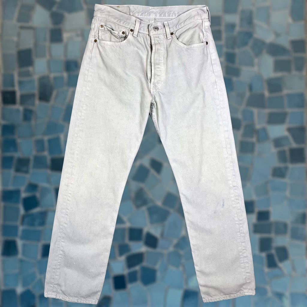 Levi's VINTAGE Levi's 501XX Jeans Men 29x30 USA Made 1995 Button Fly Grunge 90s Gray Size US 31 - 1 Thumbnail