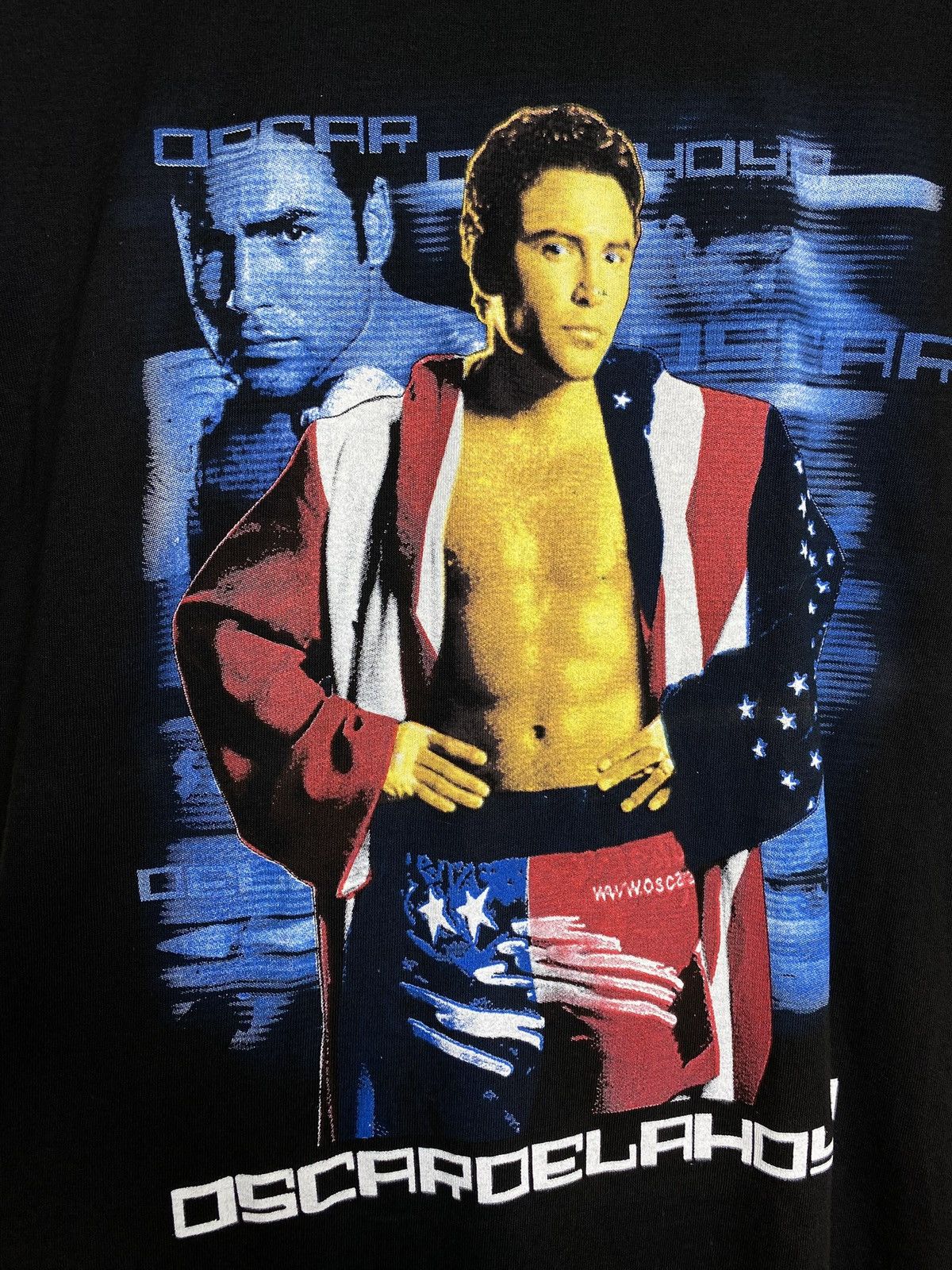 Vintage Vintage 90’s Oscar De La Hoya Boxing T-Shirt Size Large Size US L / EU 52-54 / 3 - 5 Thumbnail
