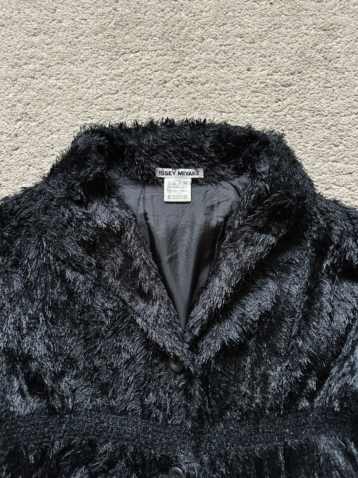 Issey Miyake 1990s Issey Miyake Fur Jacket Size M / US 6-8 / IT 42-44 - 4 Thumbnail