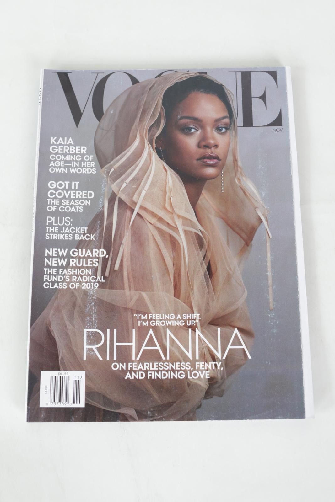 Vogue 2019' Vogue November Rihanna Magazine Size ONE SIZE - 1 Thumbnail