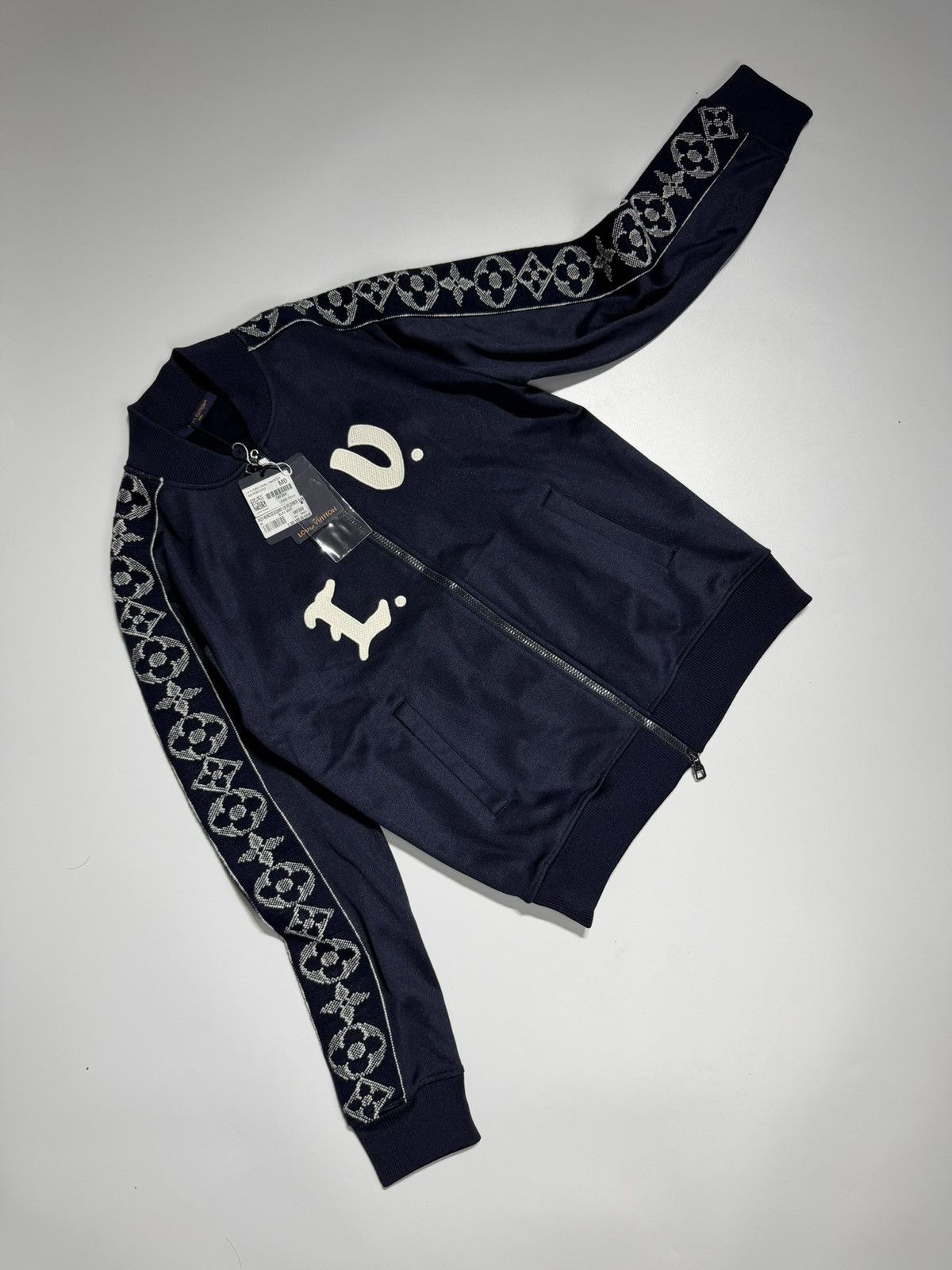 Louis Vuitton Louis Vuitton Flower Band Tracktop Blue Size US M / EU 48-50 / 2 - 2 Thumbnail