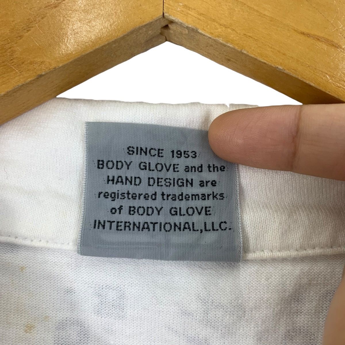 Body Glove Vintage BODY GLOVE SURF Monogram Polo Tee Shirt Size US M / EU 48-50 / 2 - 6 Thumbnail