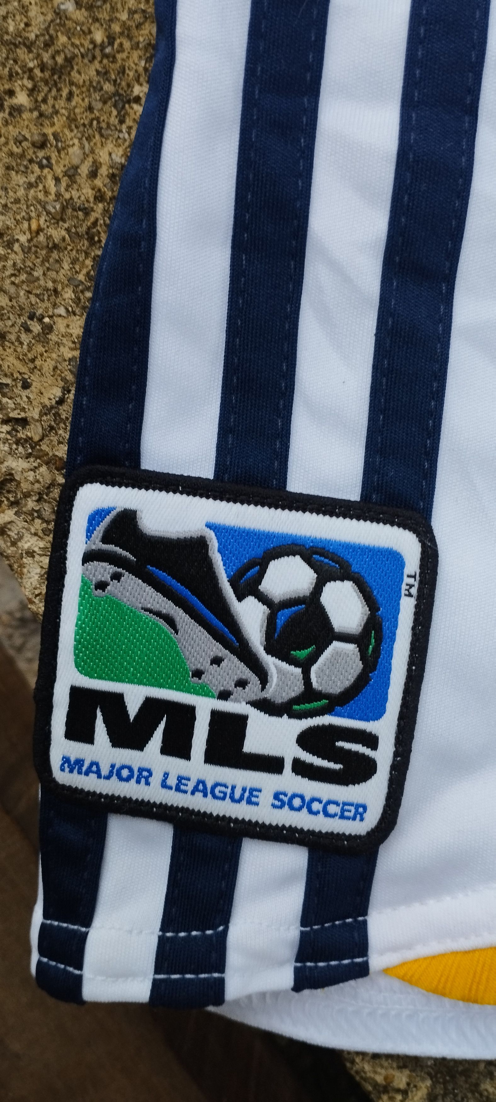 Adidas ADIDAS LA GALAXY Size US M / EU 48-50 / 2 - 7 Thumbnail