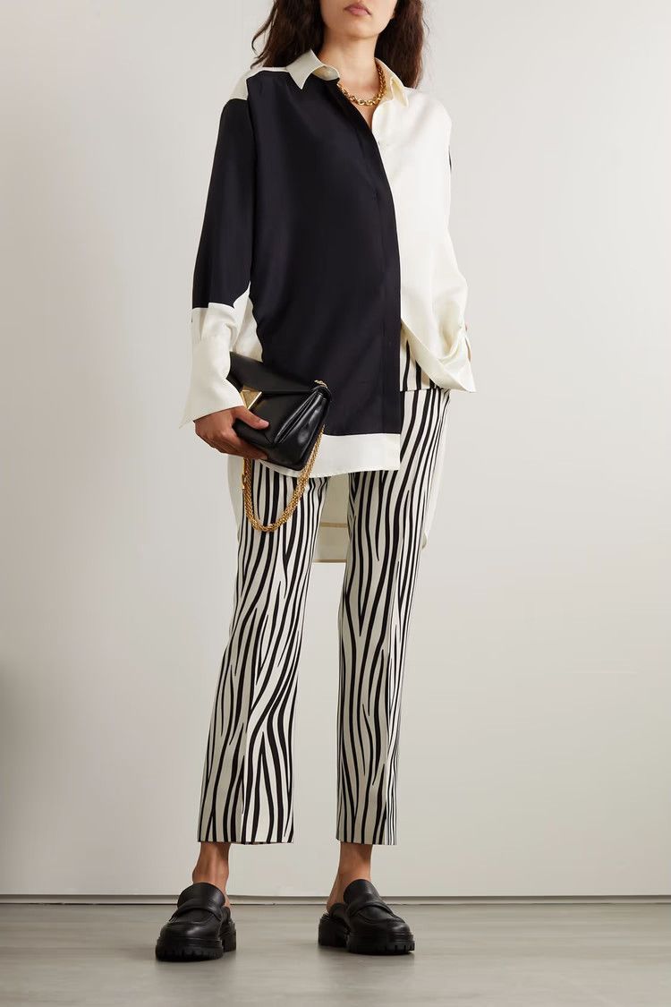 Valentino o1y0326 Sweatpant in Black/White Size 26" / US 2 / IT 38 - 5 Thumbnail