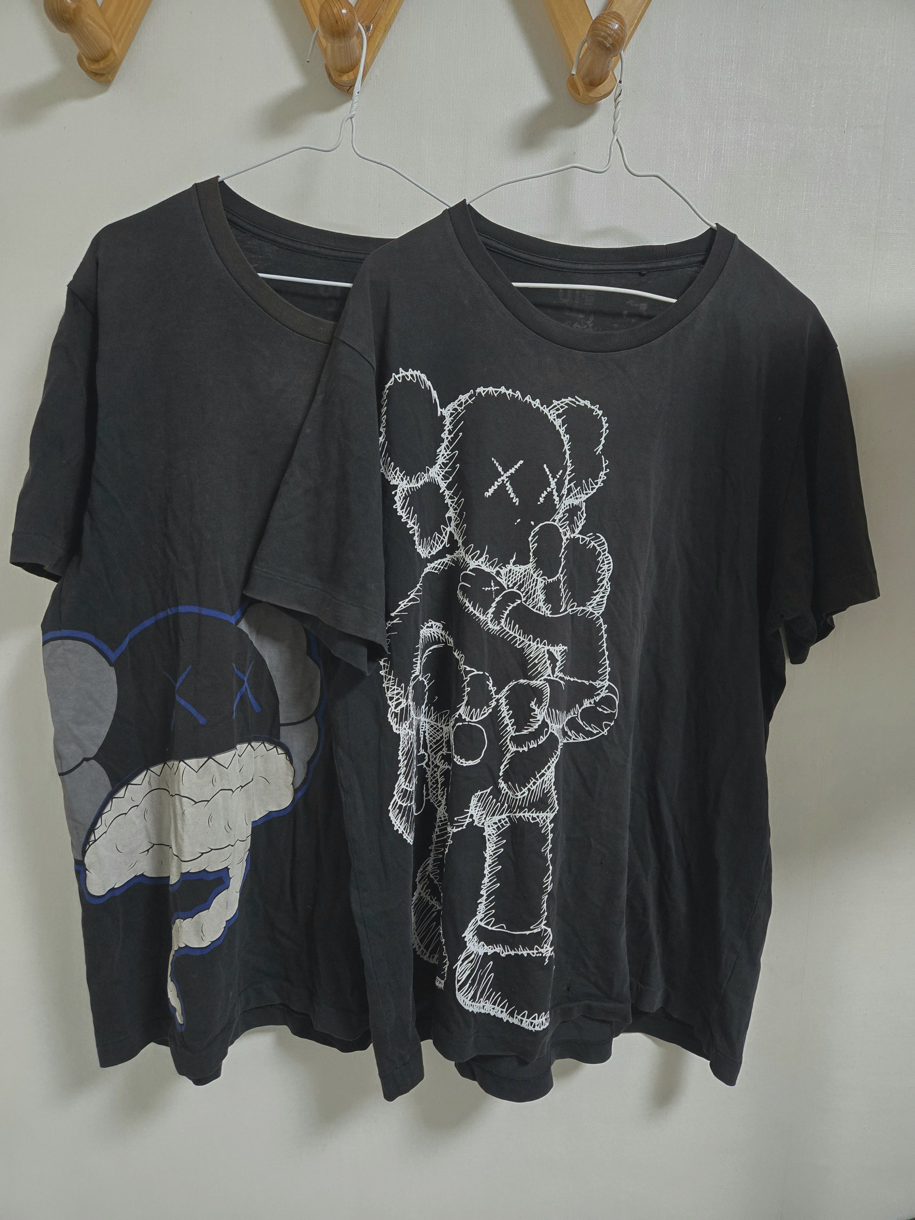 Kaws × Uniqlo Uniqlo kaws t shirt Size US XL / EU 56 / 4 - 1 Thumbnail