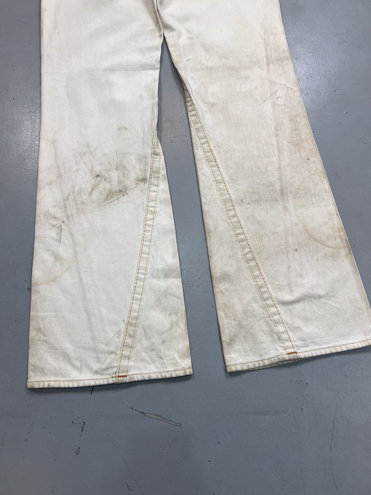 True Religion Vintage true religion flowers embroidered denim Size US 34 / EU 50 - 4 Thumbnail