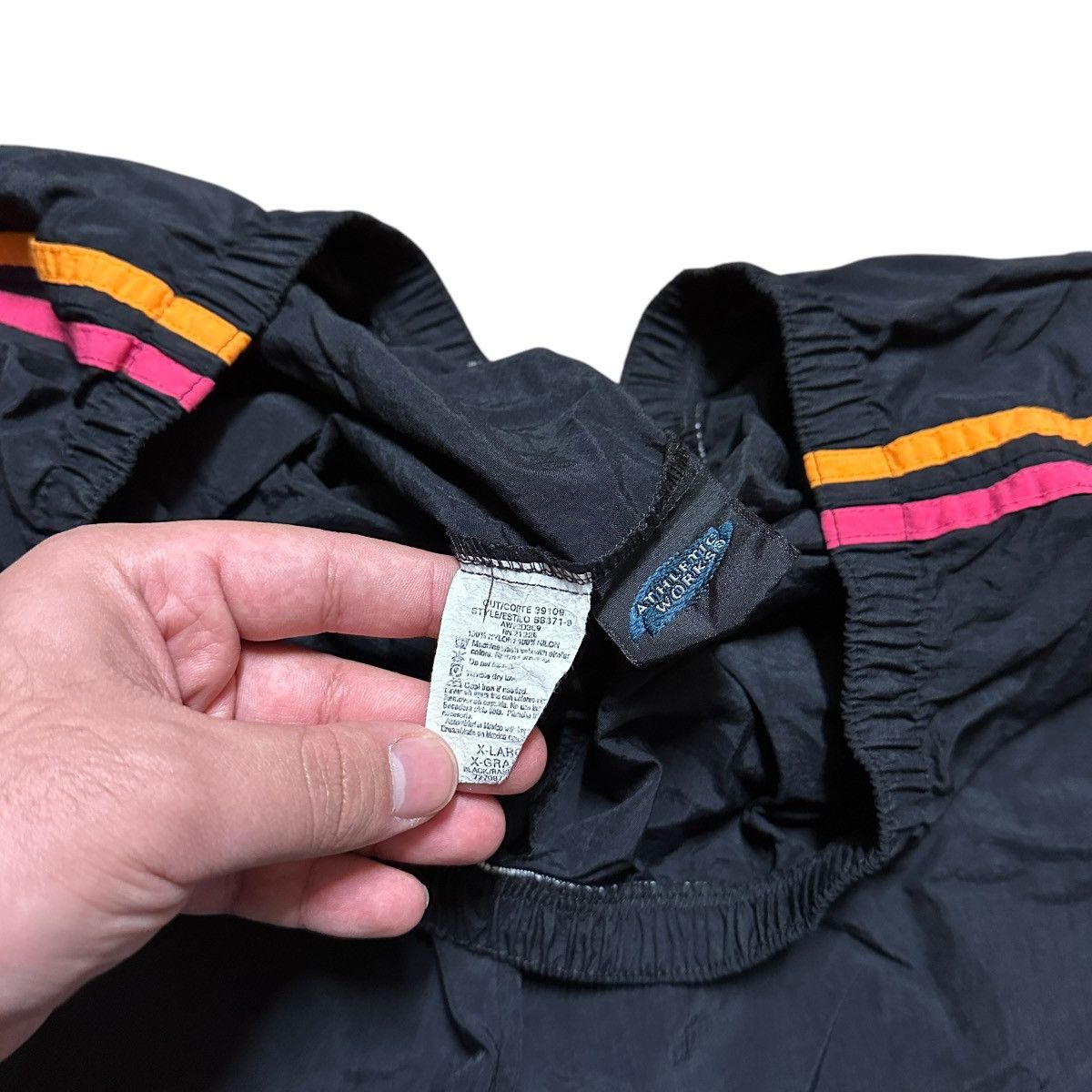 Athletic Works × Vintage Vintage 90s Athletic Works Windbreaker Shorts Size US 36 / EU 52 - 7 Thumbnail