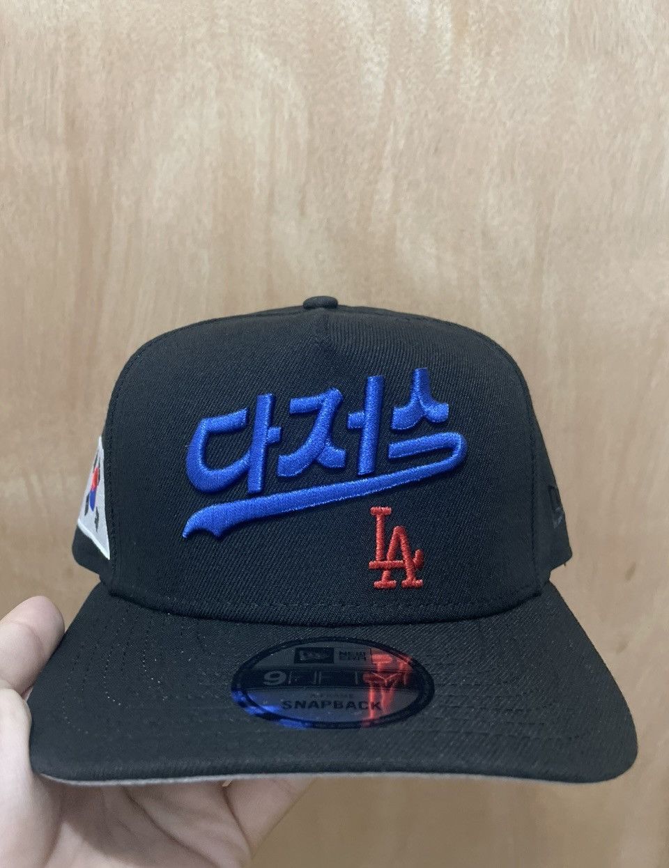 MLB Los Angeles dodgers Korean script new era SnapBack brand new Size ONE SIZE - 1 Thumbnail
