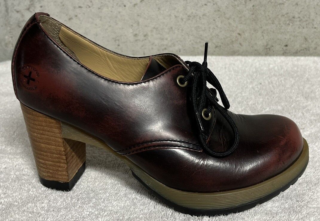 Dr. Martens Dr. Martens Danielle Heeled Booties Oxfords US 6 Oxblood Size US 6 / IT 36 - 6 Thumbnail