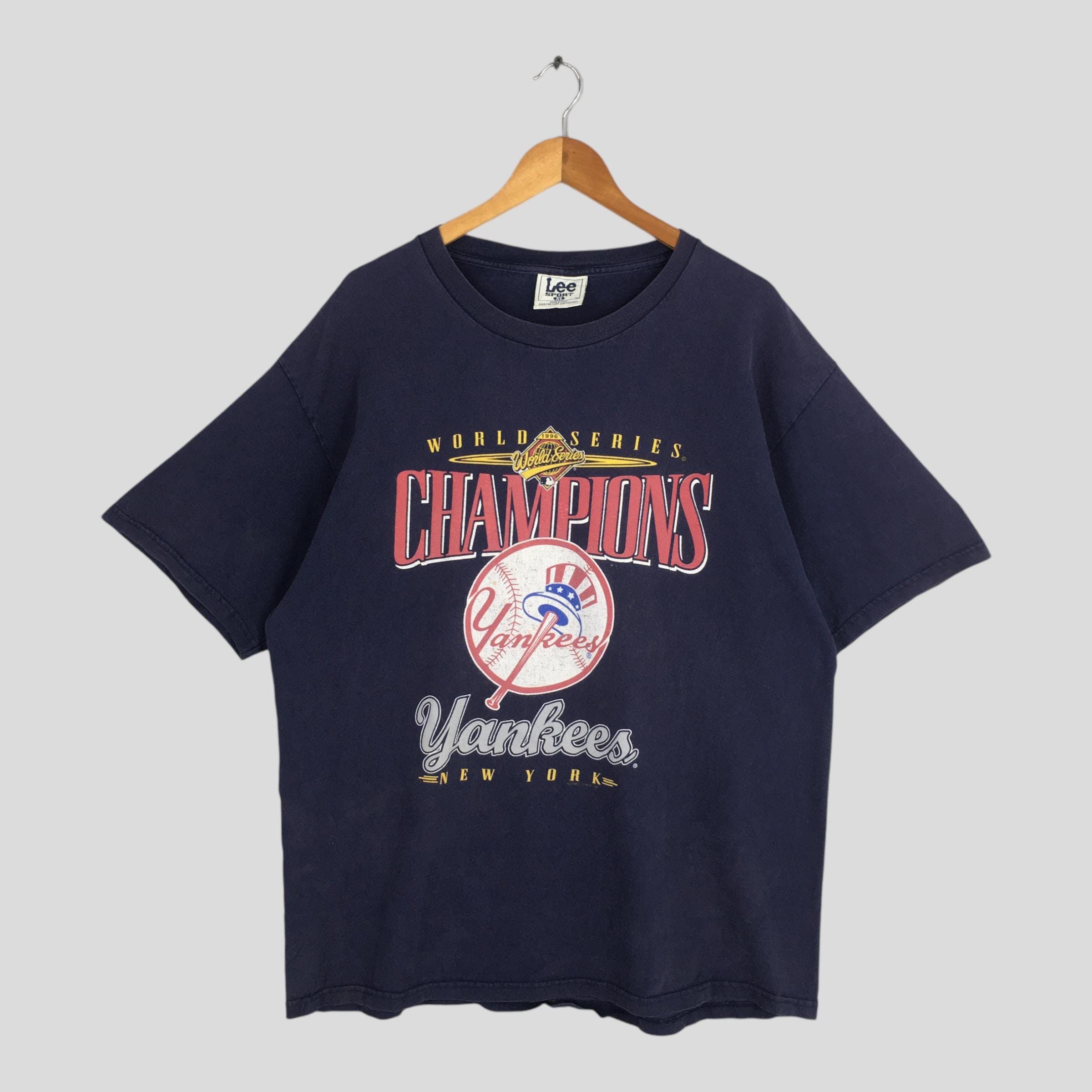 MLB Vintage 90s New York Yankees MLB Blue T shirt XLarge Size US XL / EU 56 / 4 - 1 Thumbnail
