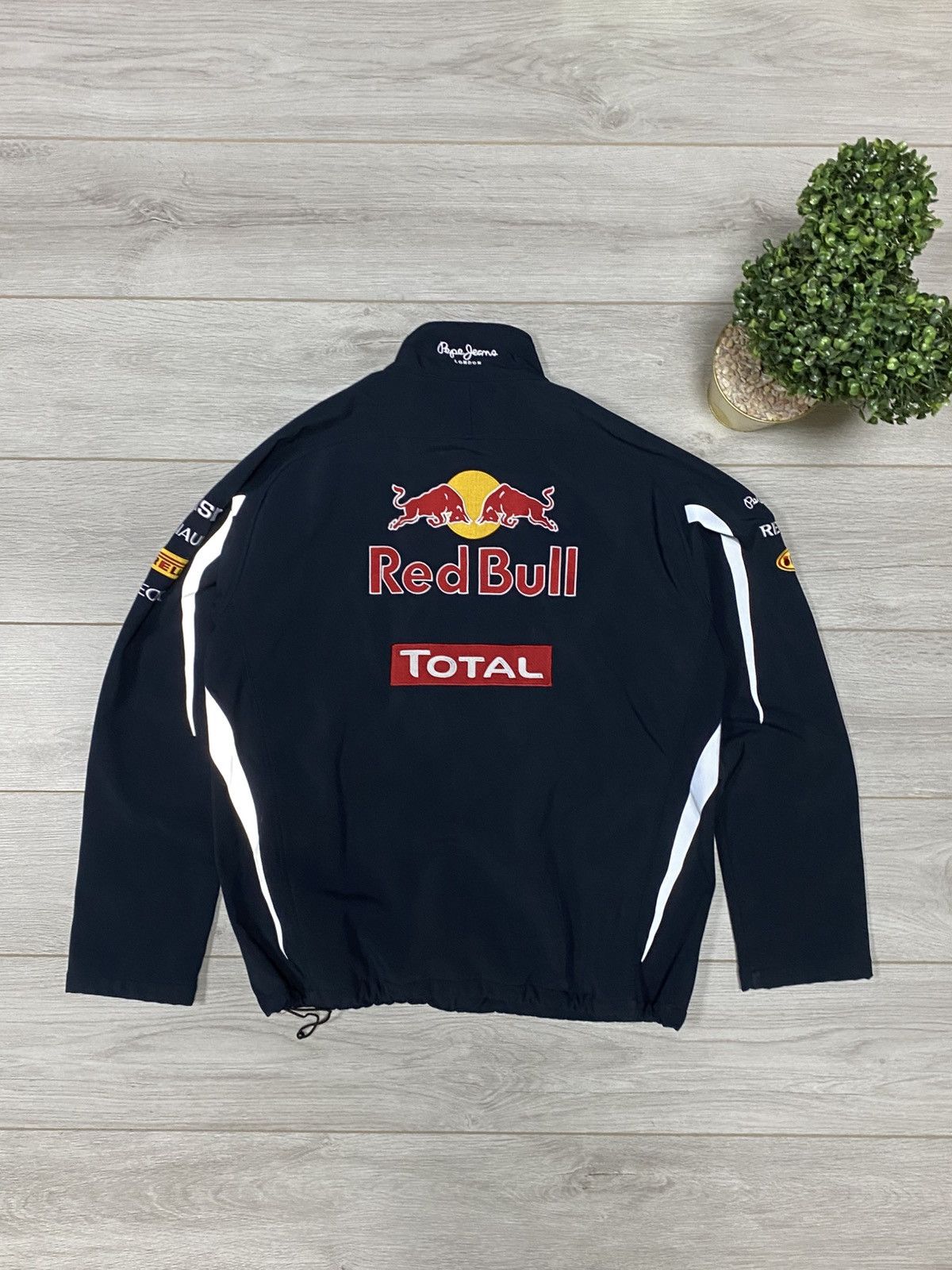 Red Bull Red Bull racing pepe jeans formula one zip jacket Size US XL / EU 56 / 4 - 12 Thumbnail