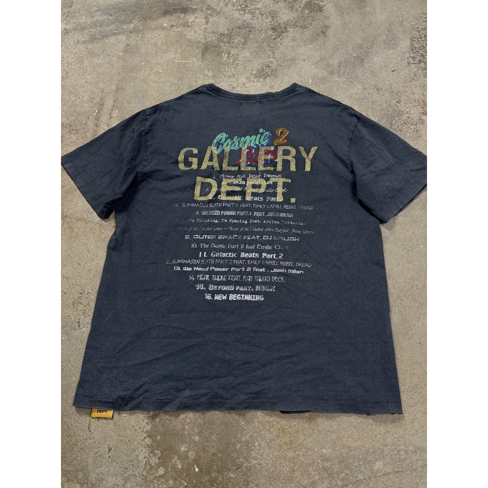 Gallery Dept. Gallery Dept Tee Cosmic 2 Large Used Size US L / EU 52-54 / 3 - 1 Thumbnail