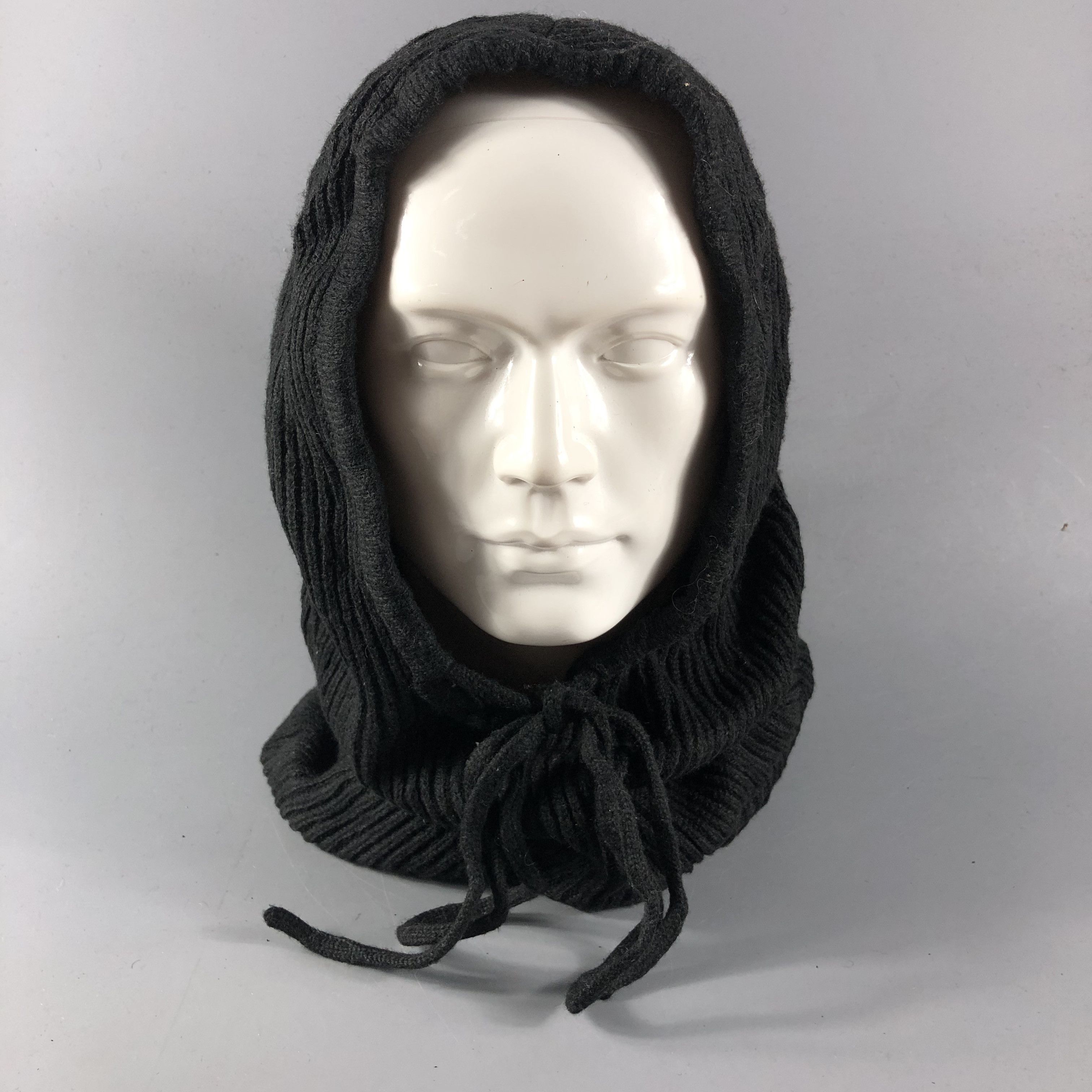 H&M Ski Mask Winter Hood Beanie Snowcap Snow Hat B556