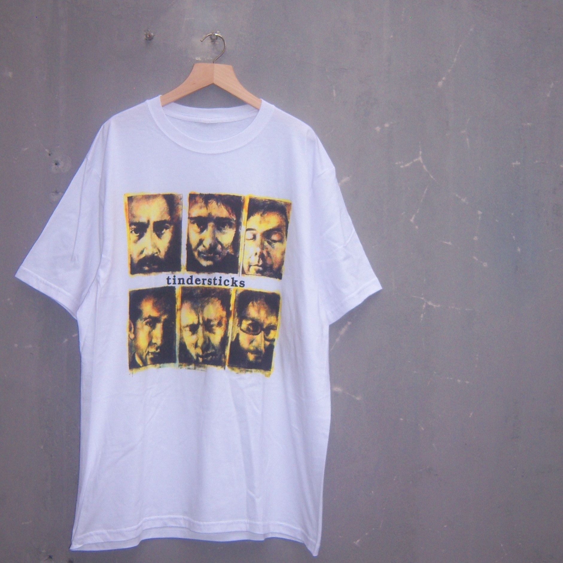 Band Tees 00s Tindersticks Waiting For The Moon T shirt Size US XL / EU 56 / 4 - 1 Thumbnail