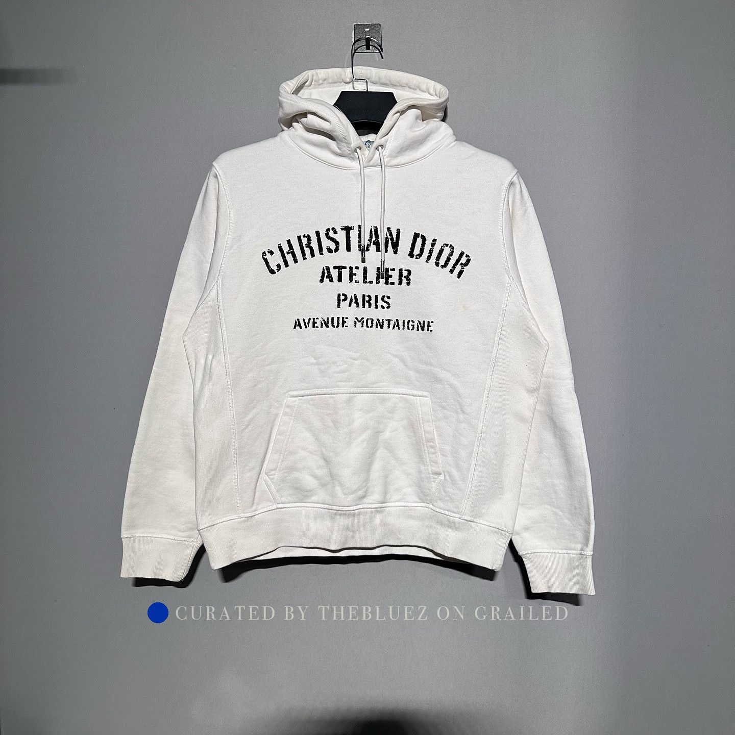 Dior Minimalist Logo Hoodie in White, Size L Size US L / EU 52-54 / 3 - 1 Thumbnail
