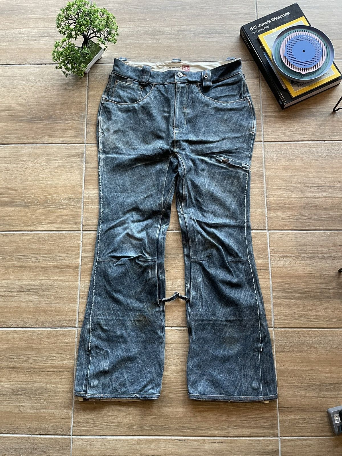 686 × Levi's × Levi's Vintage Clothing 686 X Levis 514 Ski Jeans Size US 35 - 1 Thumbnail