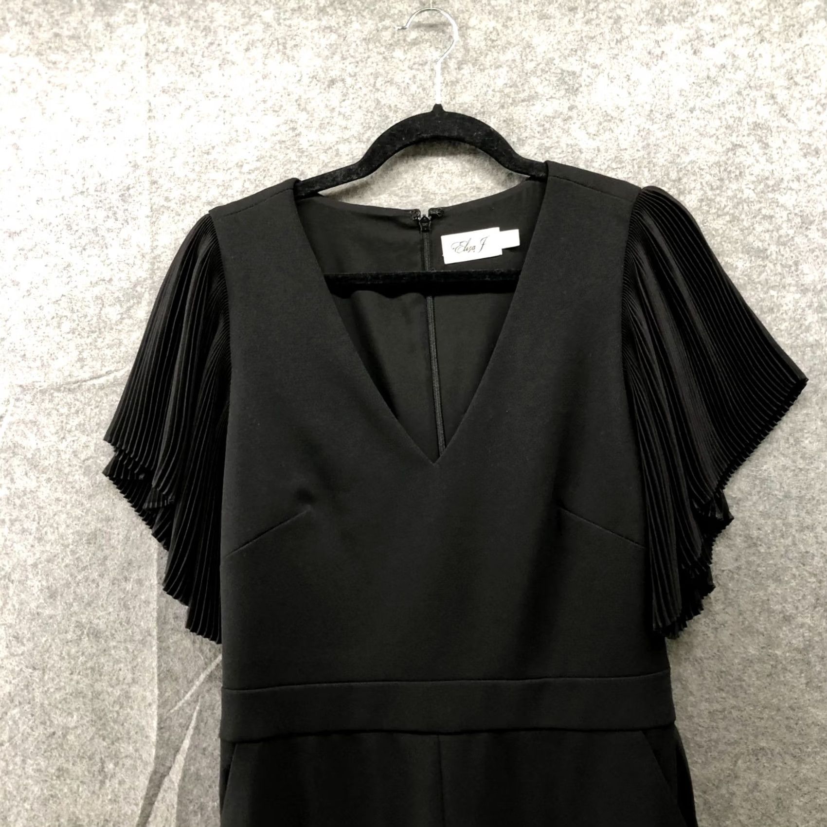Vintage Eliza J Black Jumpsuit Womens 10 V-Neck Short Sleeve Wide-Leg Party Dressy Formal Women's Size 32" / US 10 / IT 46 - 4 Thumbnail