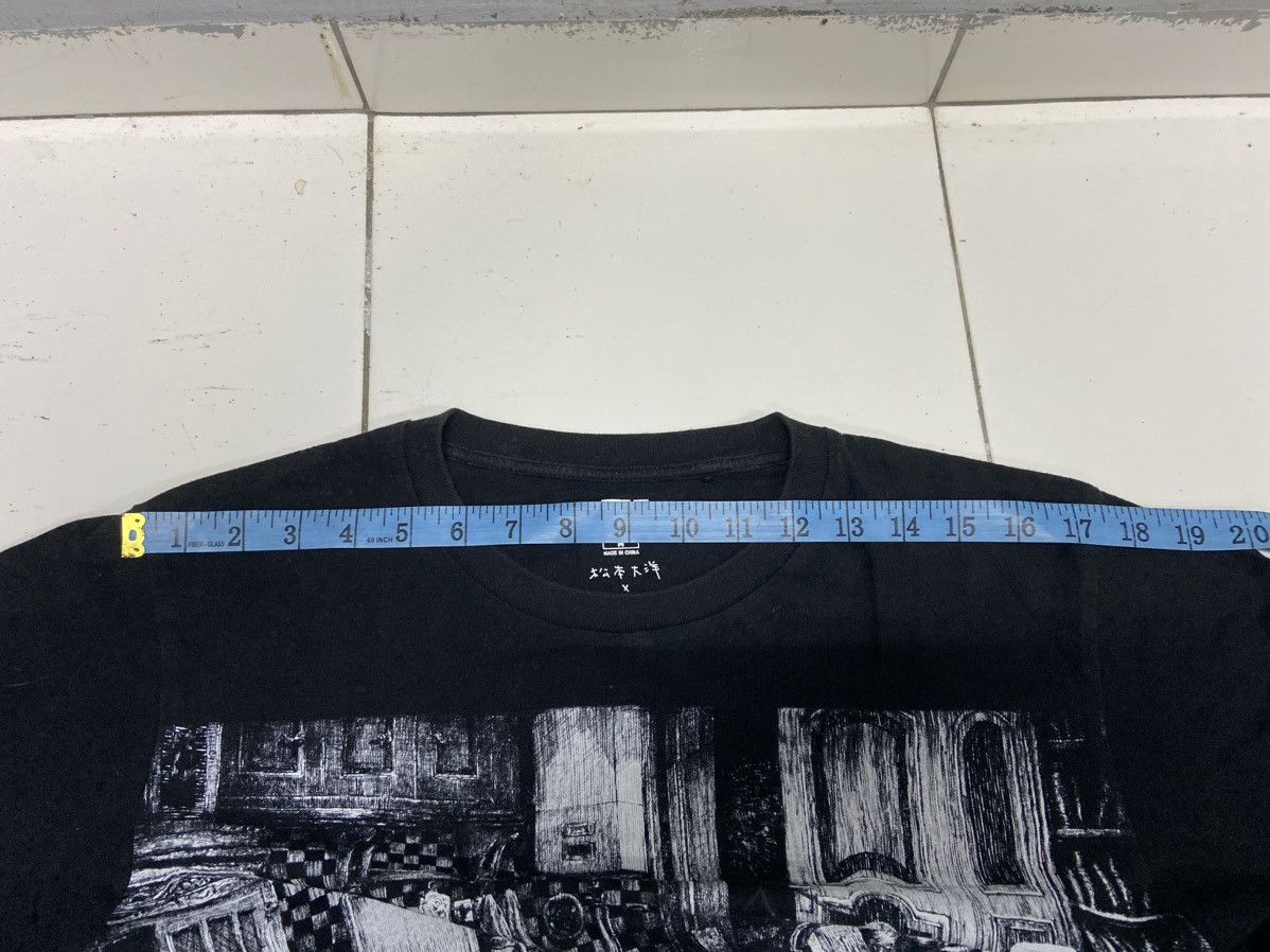 Uniqlo UNIQLO X NICOLAS DE CRECY LA REPUBLIQUE DU CATCH TEE SHIRT Size US L / EU 52-54 / 3 - 12 Thumbnail