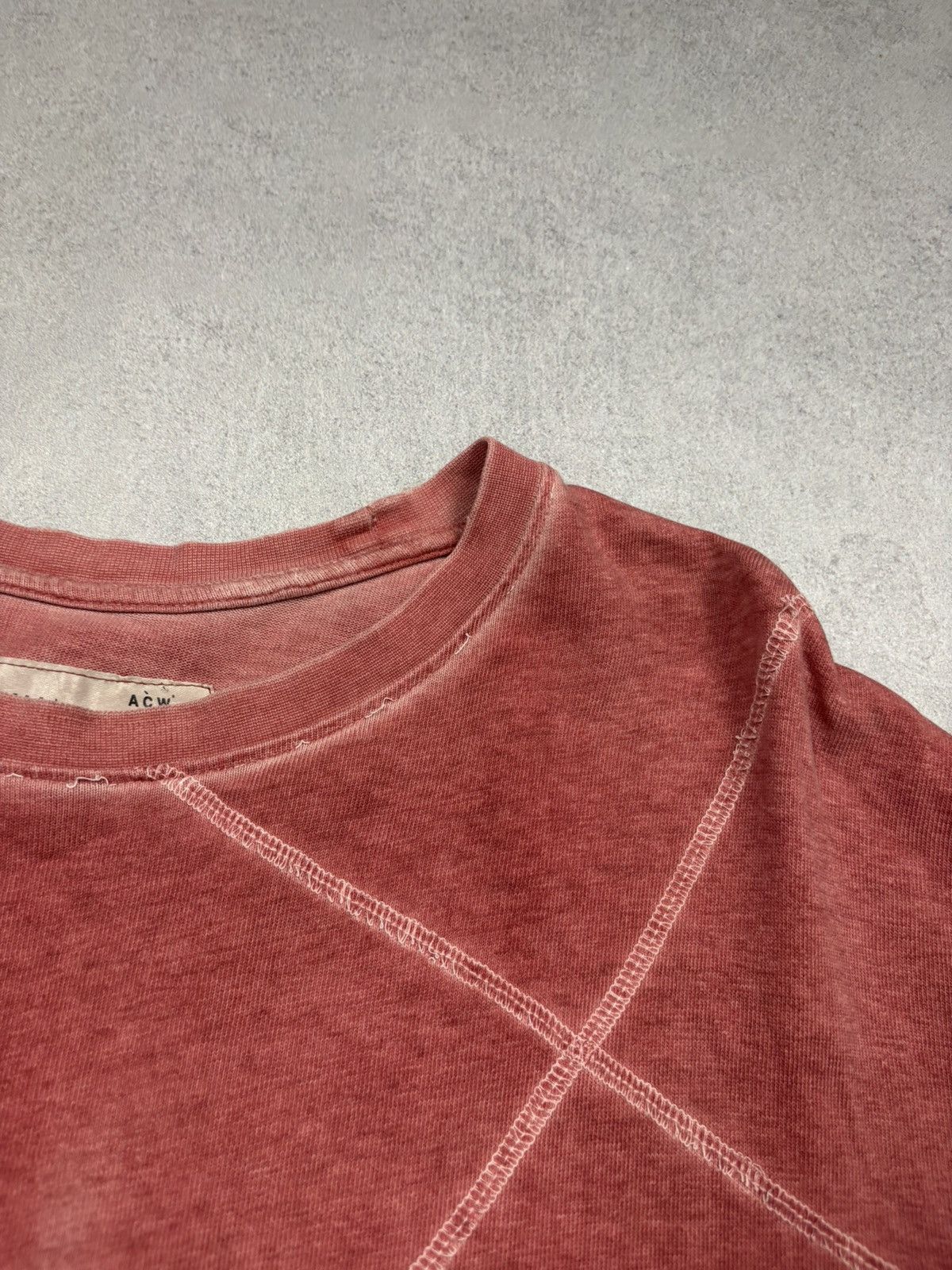 A-COLD-WALL* A-Cold-Wall Distressed T-Shirt Washed Red Asymmetric Seam Size US L / EU 52-54 / 3 - 12 Thumbnail