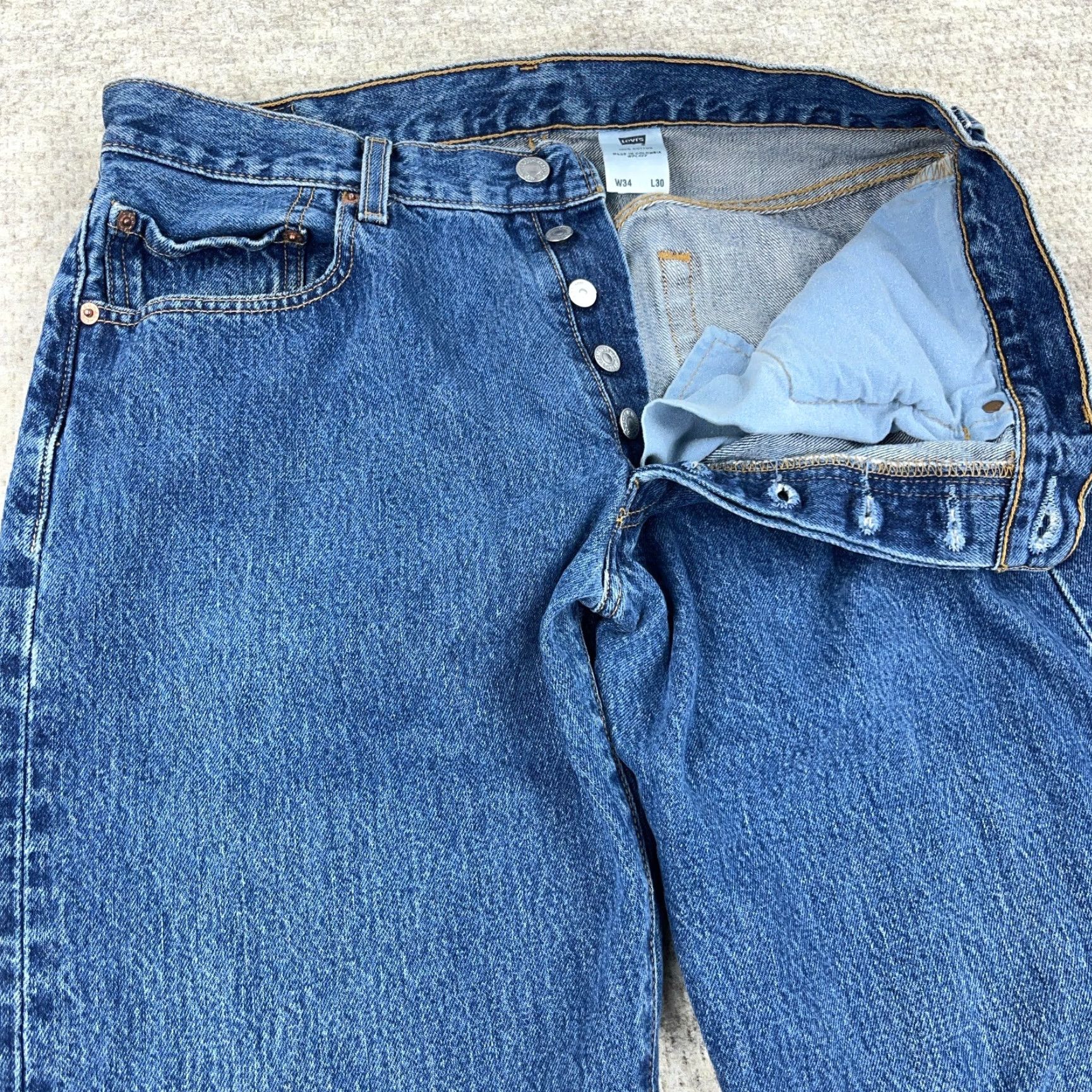 Levi's VINTAGE Levi's 501 Jeans Men 32x29 Straight Fit Medium Wash Button Fly Denim 5-Pocket Levis Classic Size US 32 / EU 48 - 6 Thumbnail