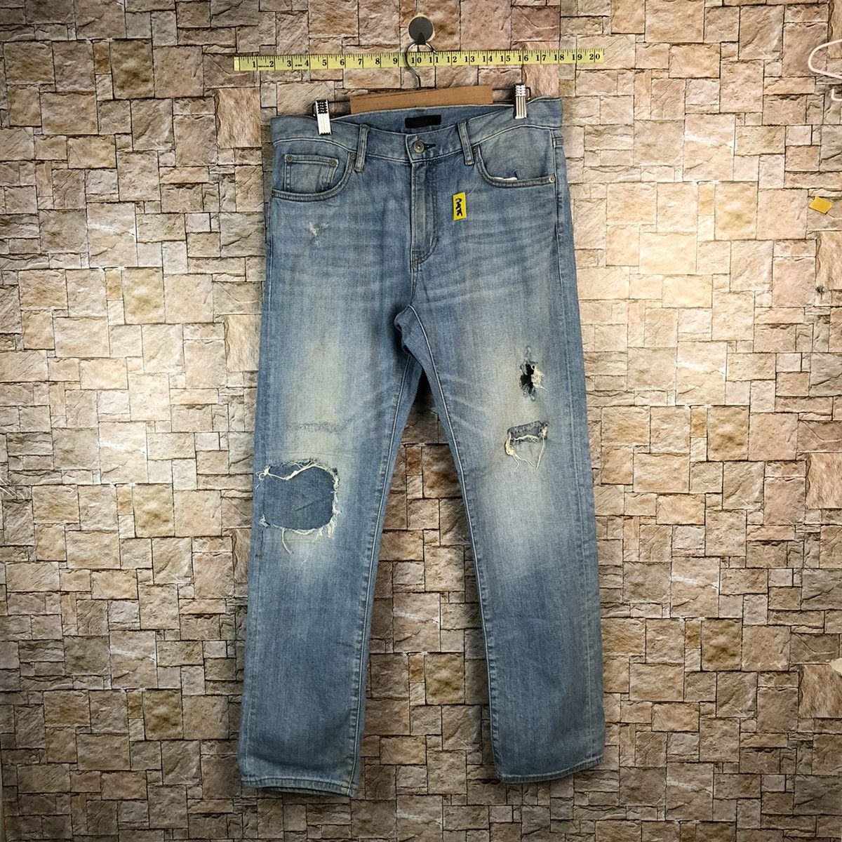 Uniqlo Jeans Blue Distressed Denim Pants #A975