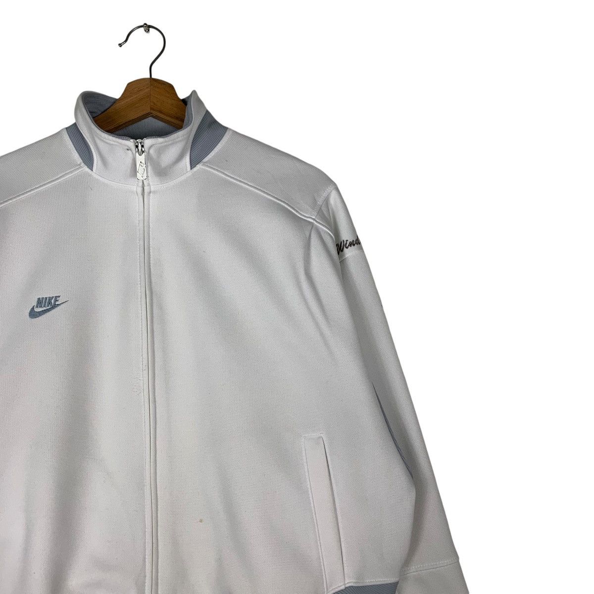 Nike Vintage NIKE Gymnastics White Sweater #1351-C61 Size US L / EU 52-54 / 3 - 5 Thumbnail