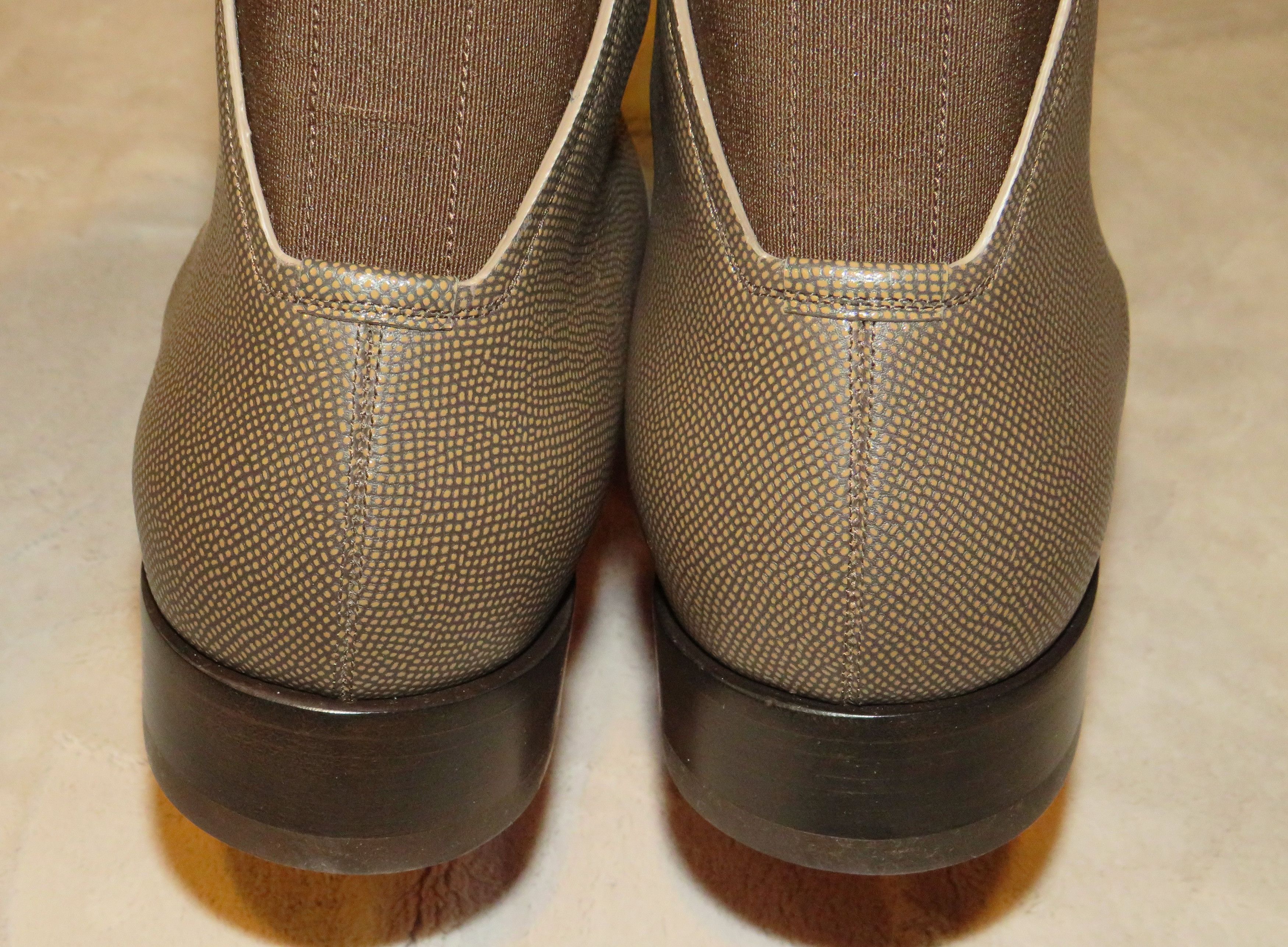 Christian Louboutin Boabi Brown Grain Leather Chelsea Boot Size 8 NWB Size US 8 / EU 41 - 8 Thumbnail