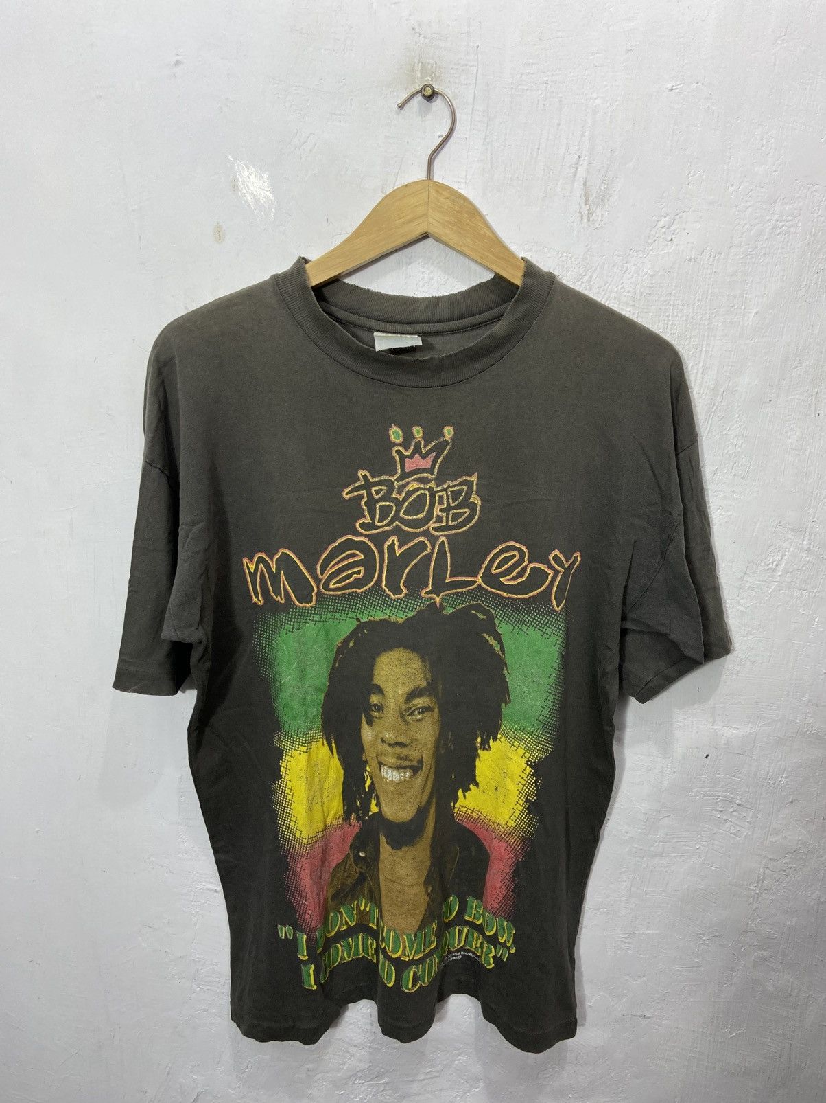 Band Tees Vintage Thrashed Sun Faded Bob Marley Tshirt 90s Size US L / EU 52-54 / 3 - 1 Thumbnail